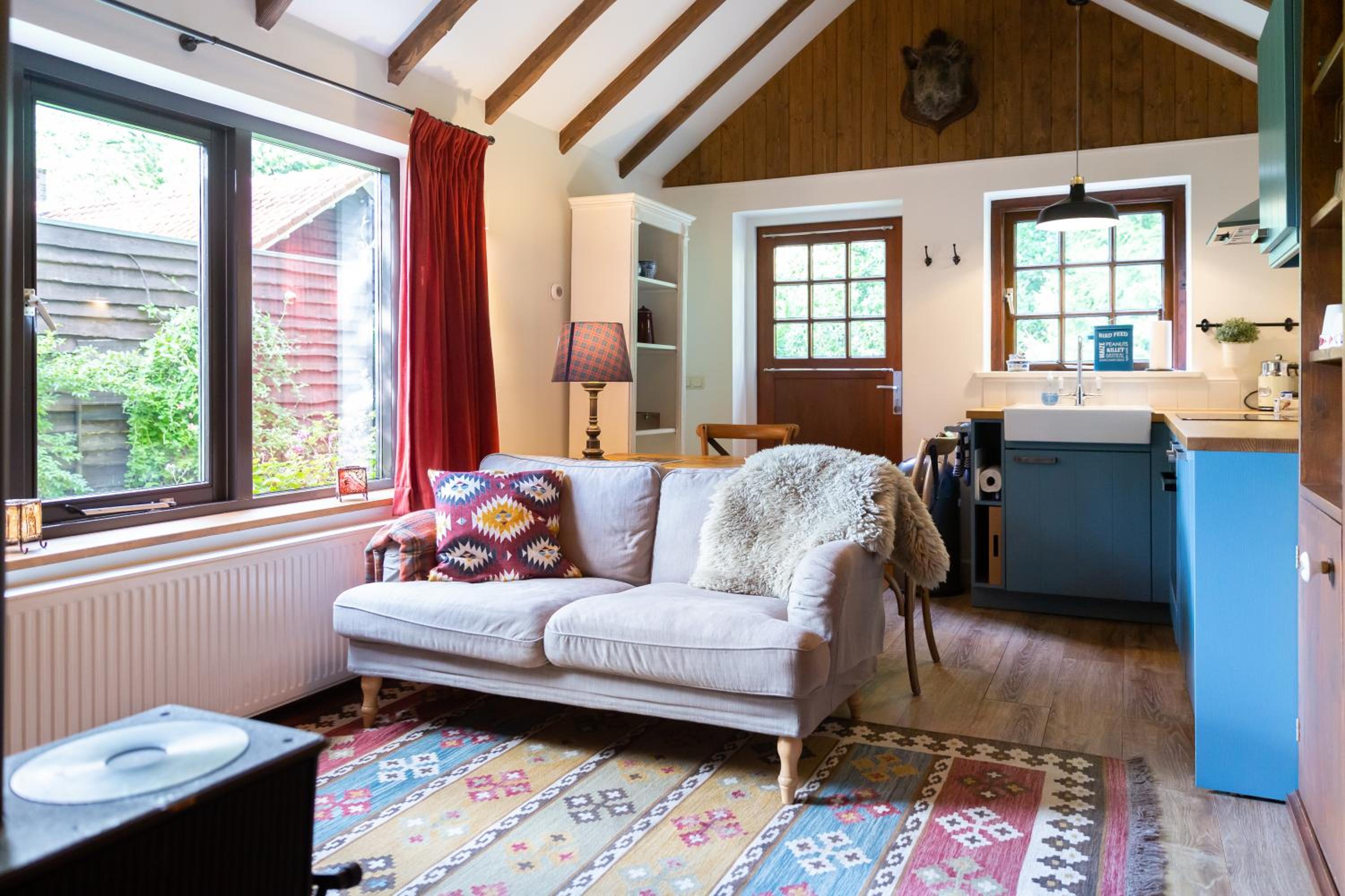 One-Bedroom House photo 1