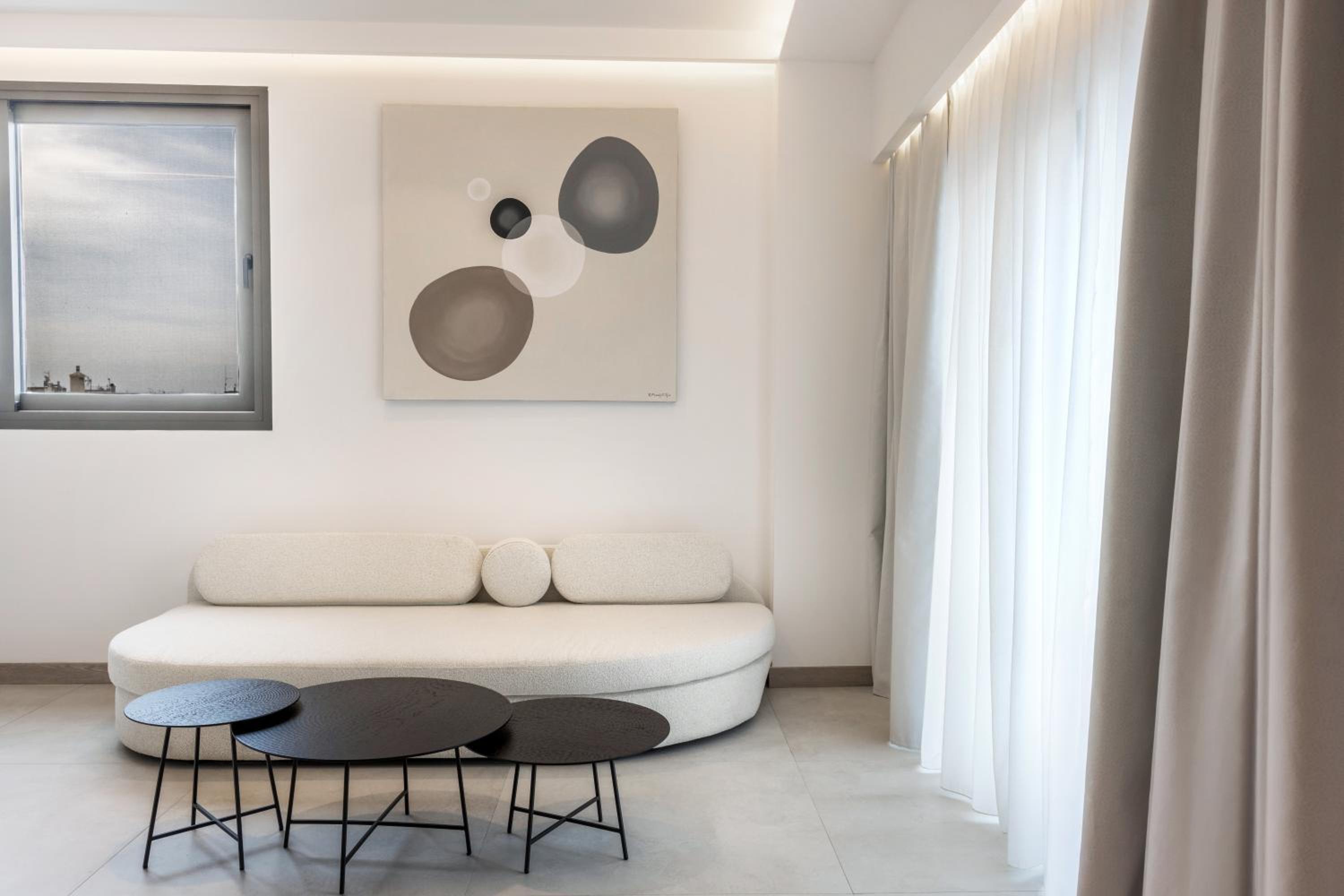 Duplex Suite - Photo 1