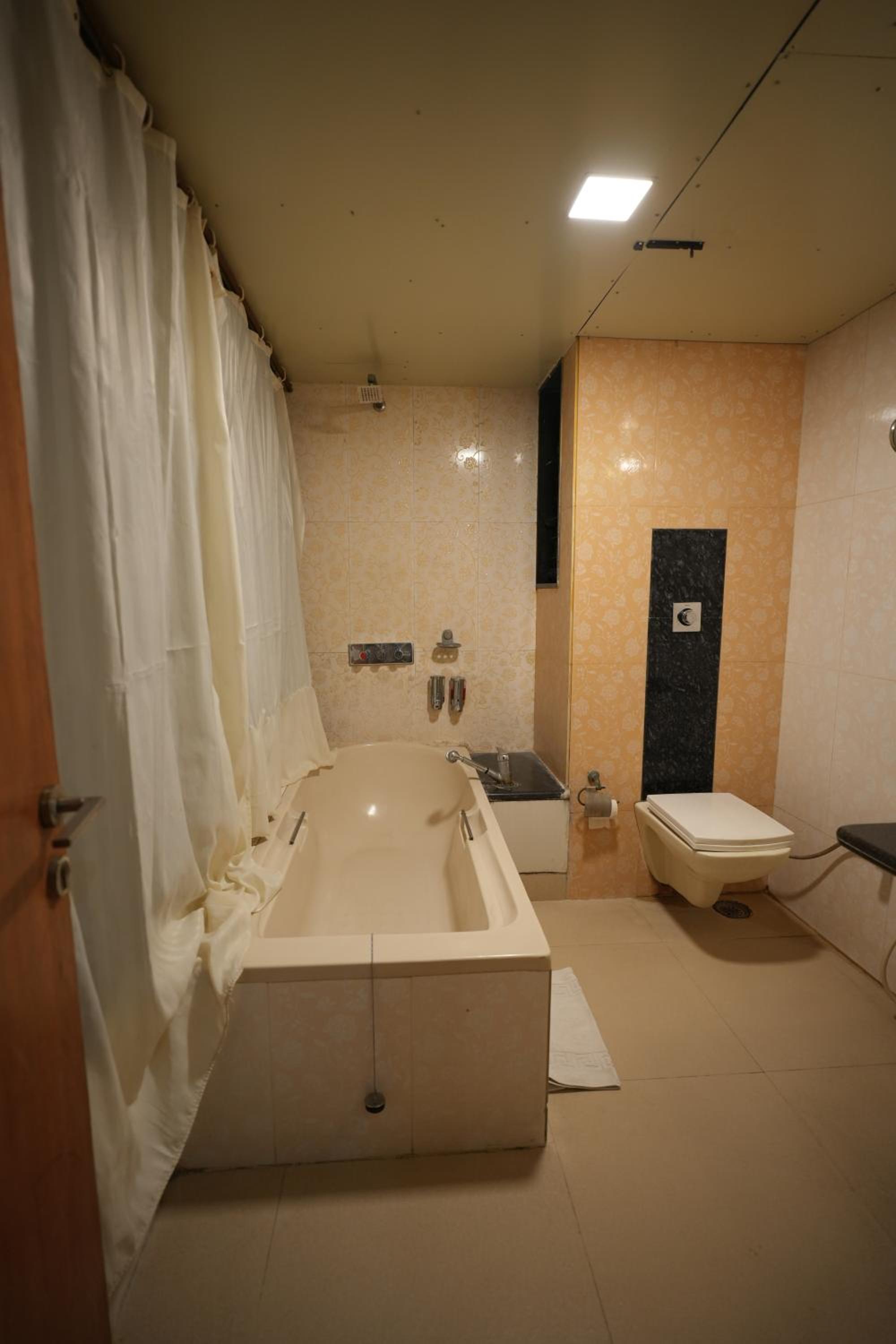 Presidential Suite photo 2