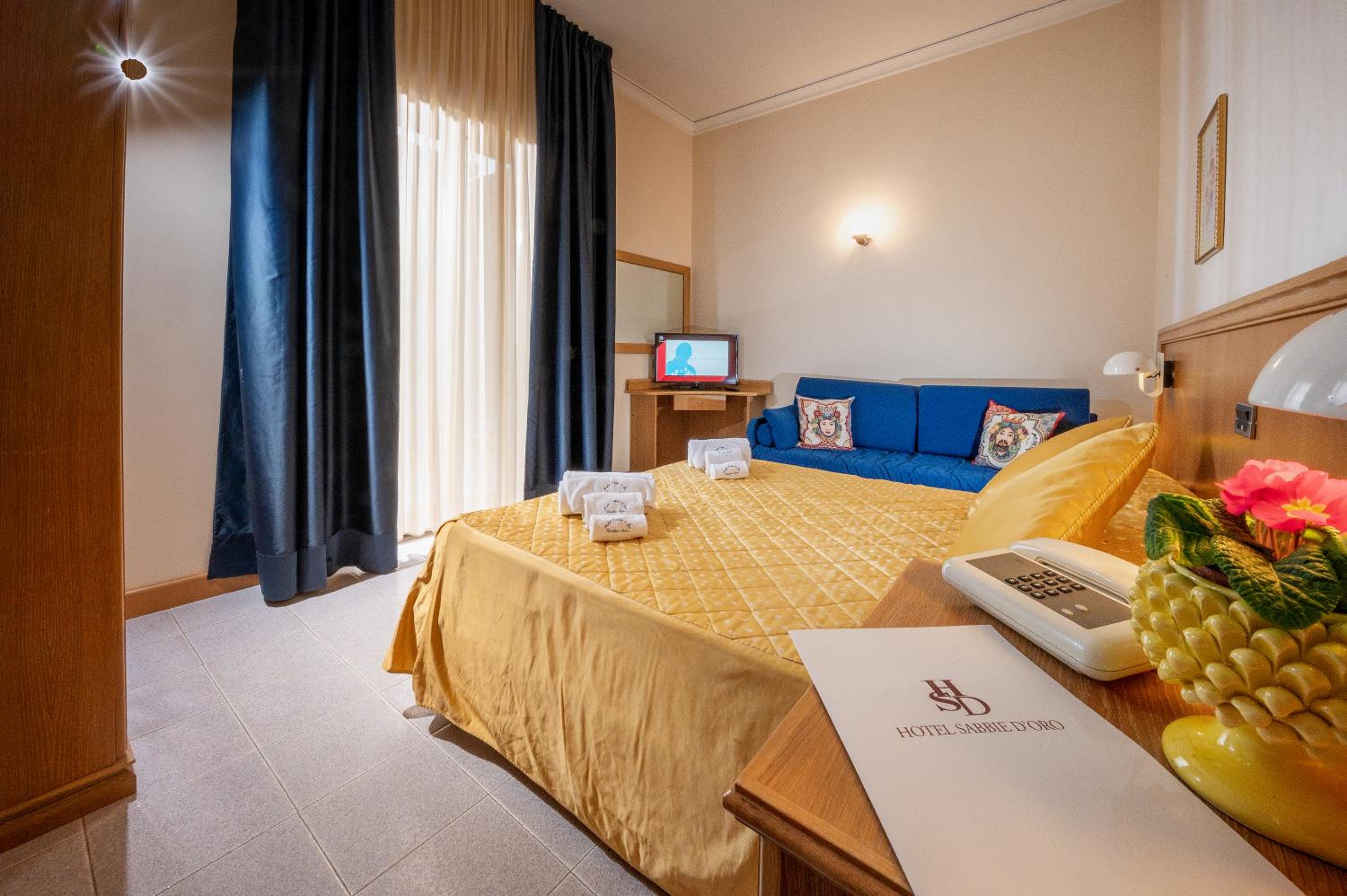 Triple Room - Photo 11