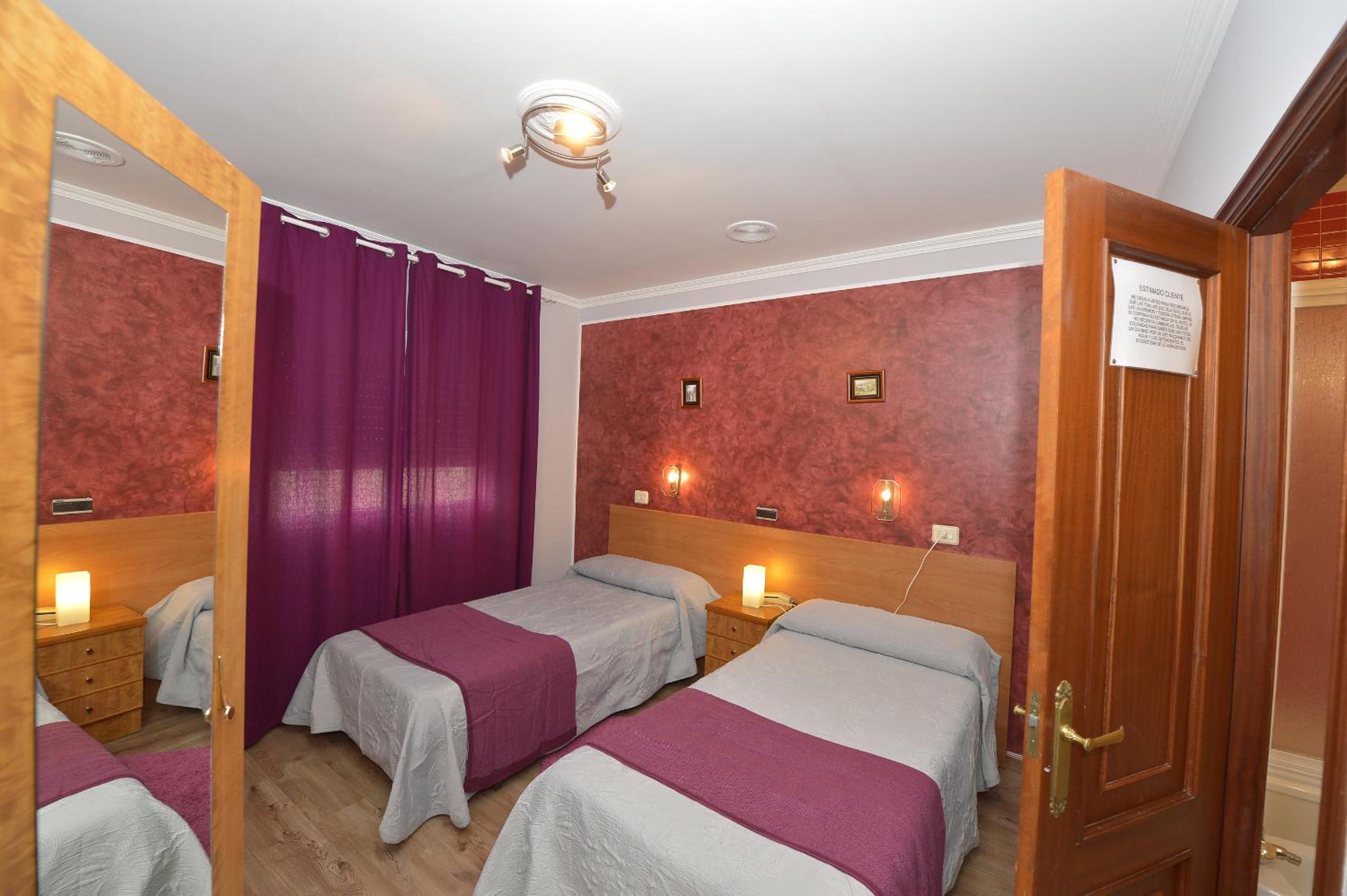 Twin Room photo 2