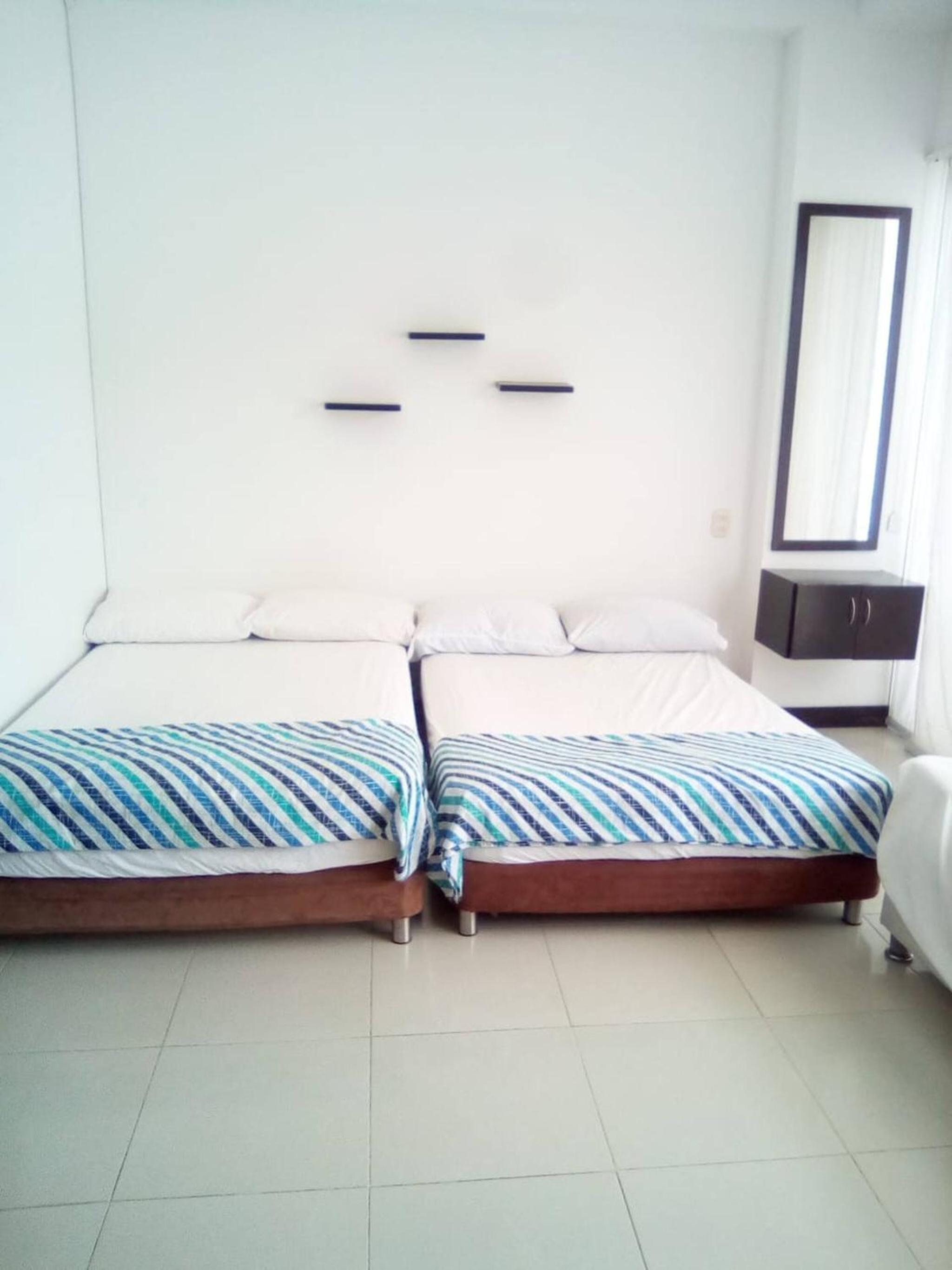 Apartment photo 2