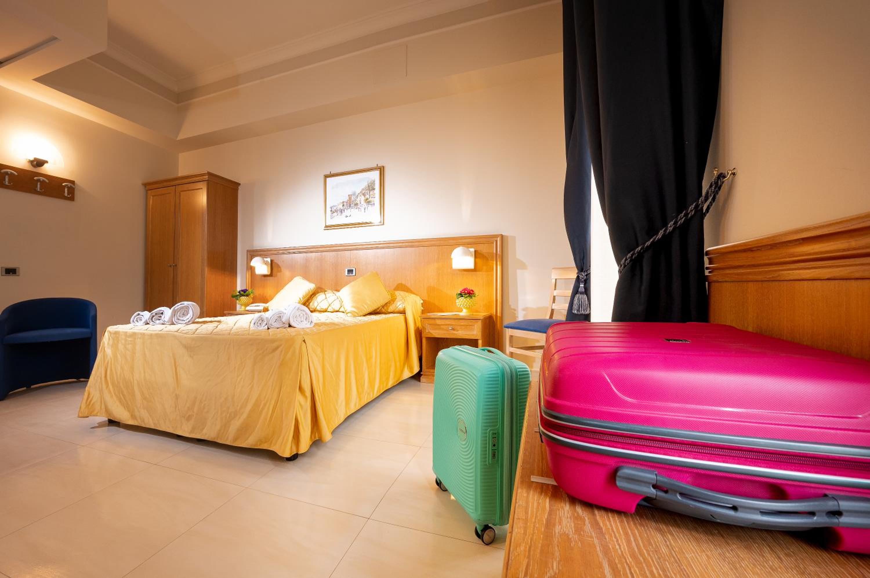 Triple Room - Photo 8