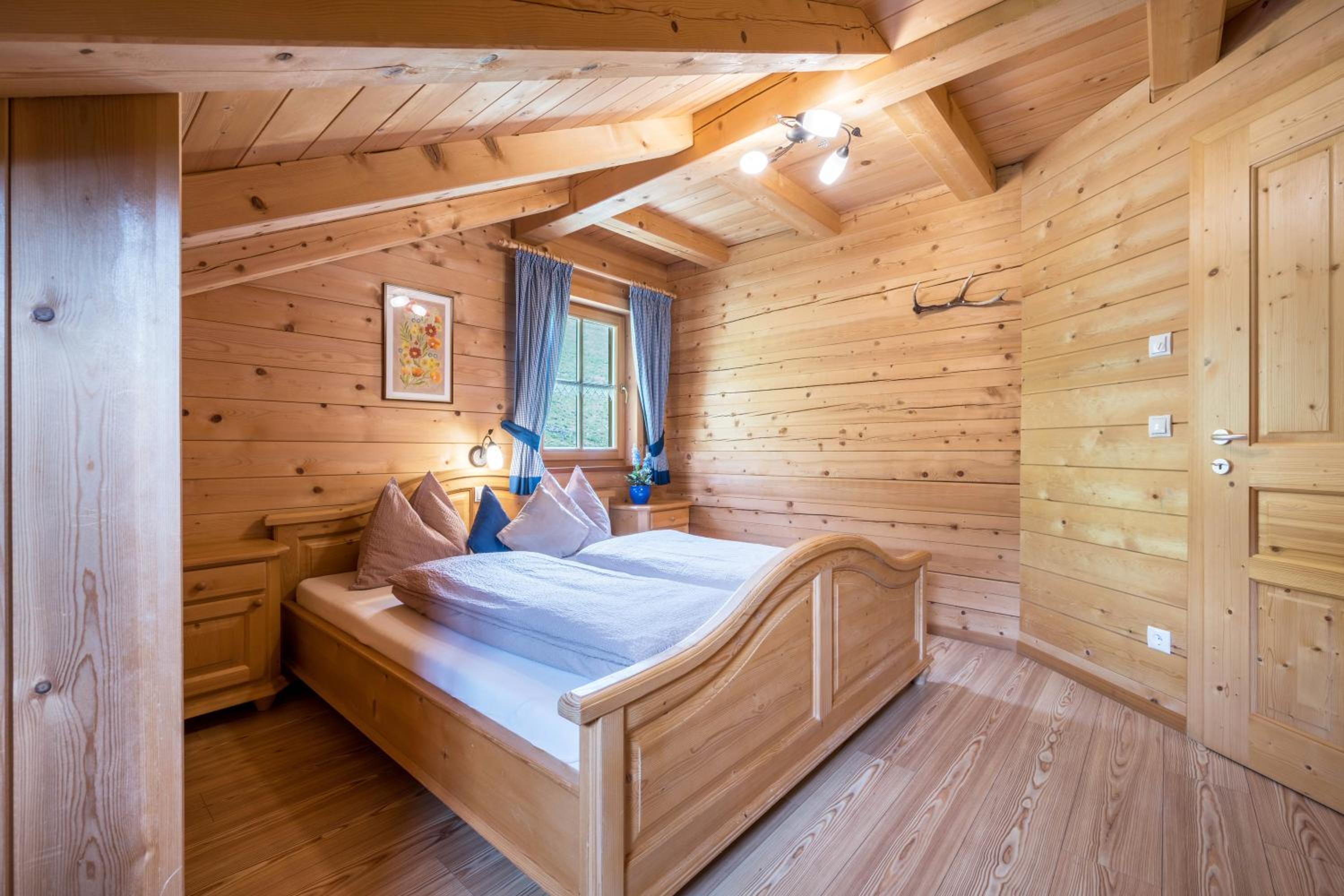 Two-Bedroom Deluxe Apartment with Garden View photo 1