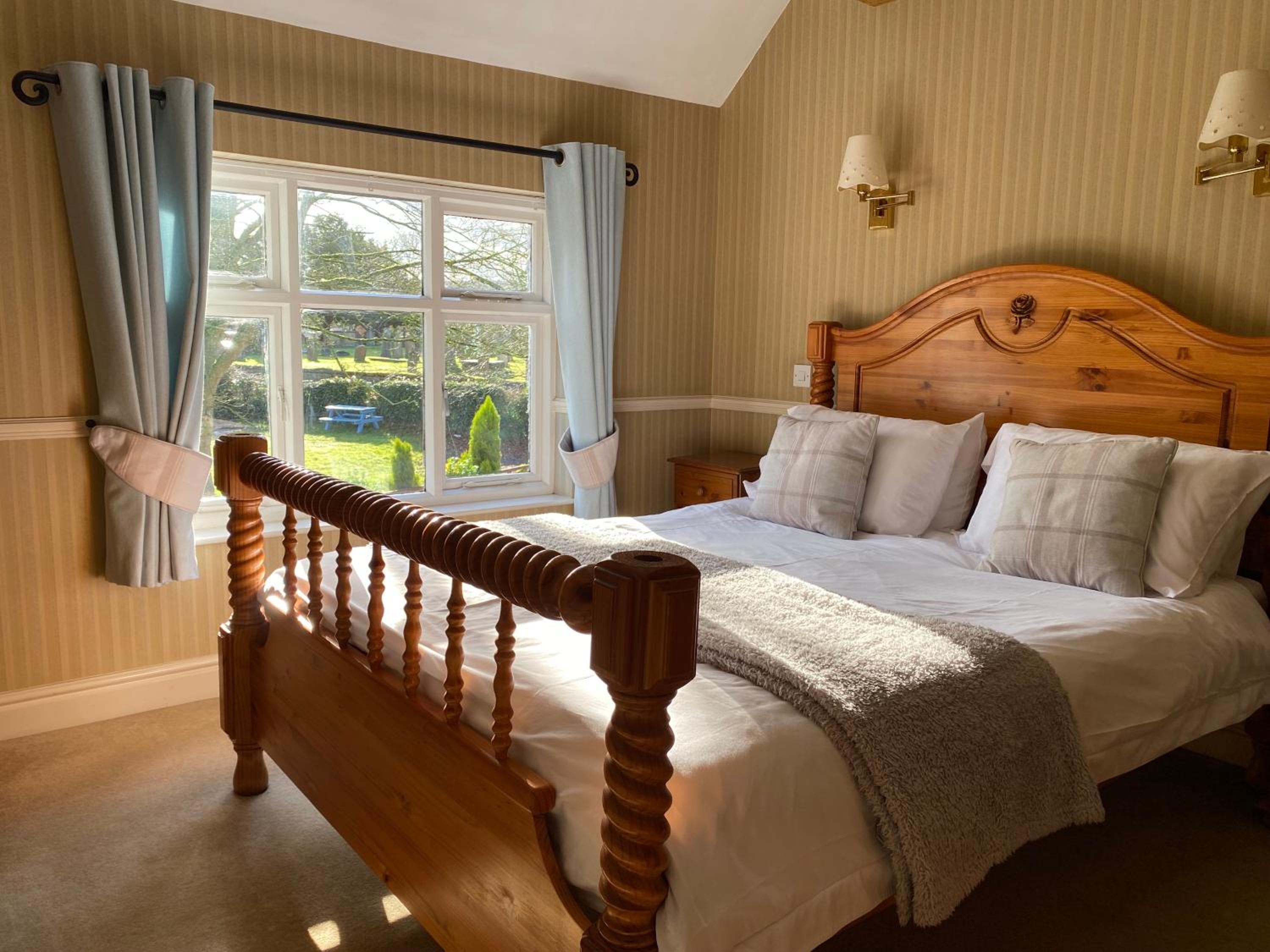 Double Room with Garden View - Photo 1