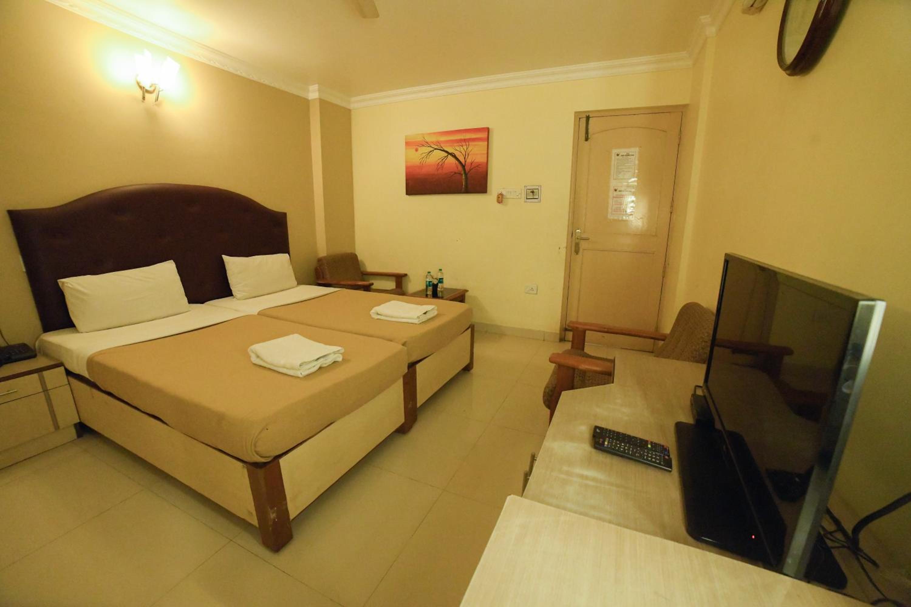 Deluxe Room - Photo 1