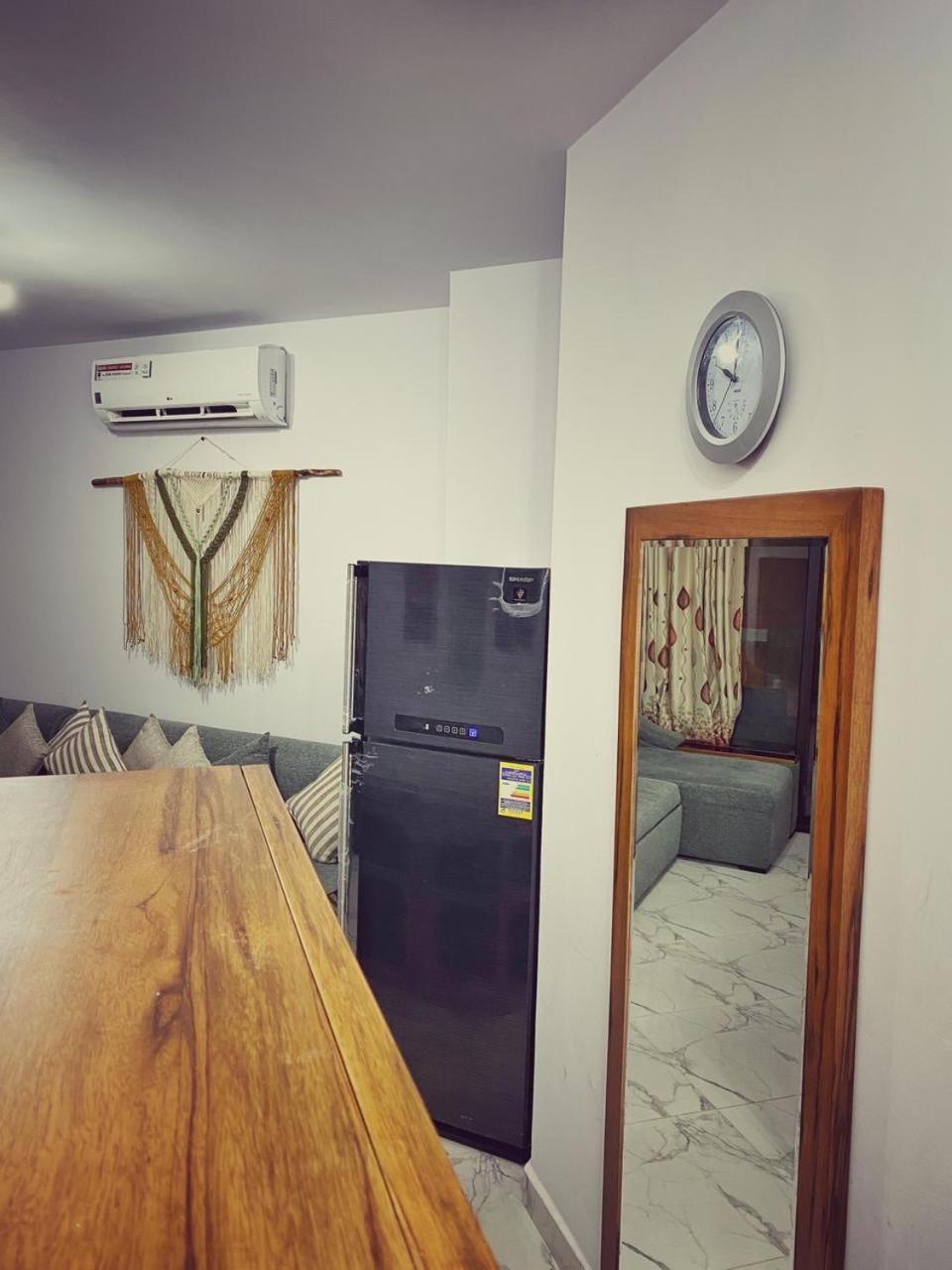 One-Bedroom Apartment - Photo 41