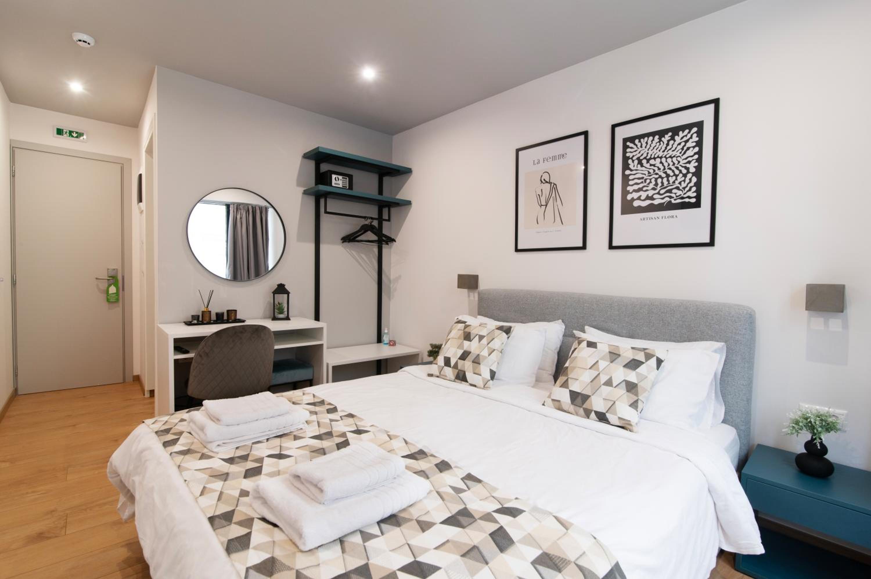 Deluxe Double or Twin Room photo 1