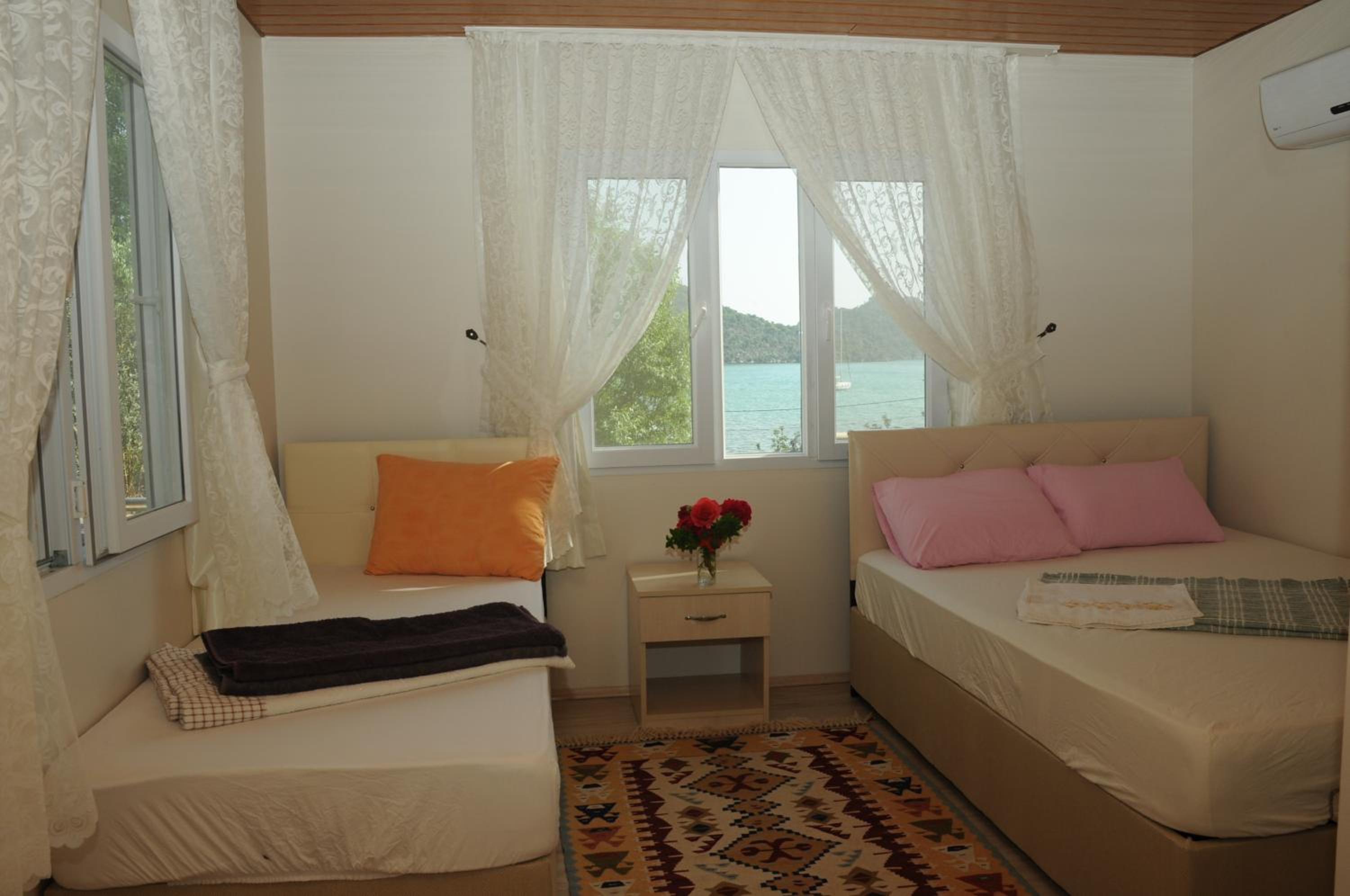 Standard Triple Room - Photo 17