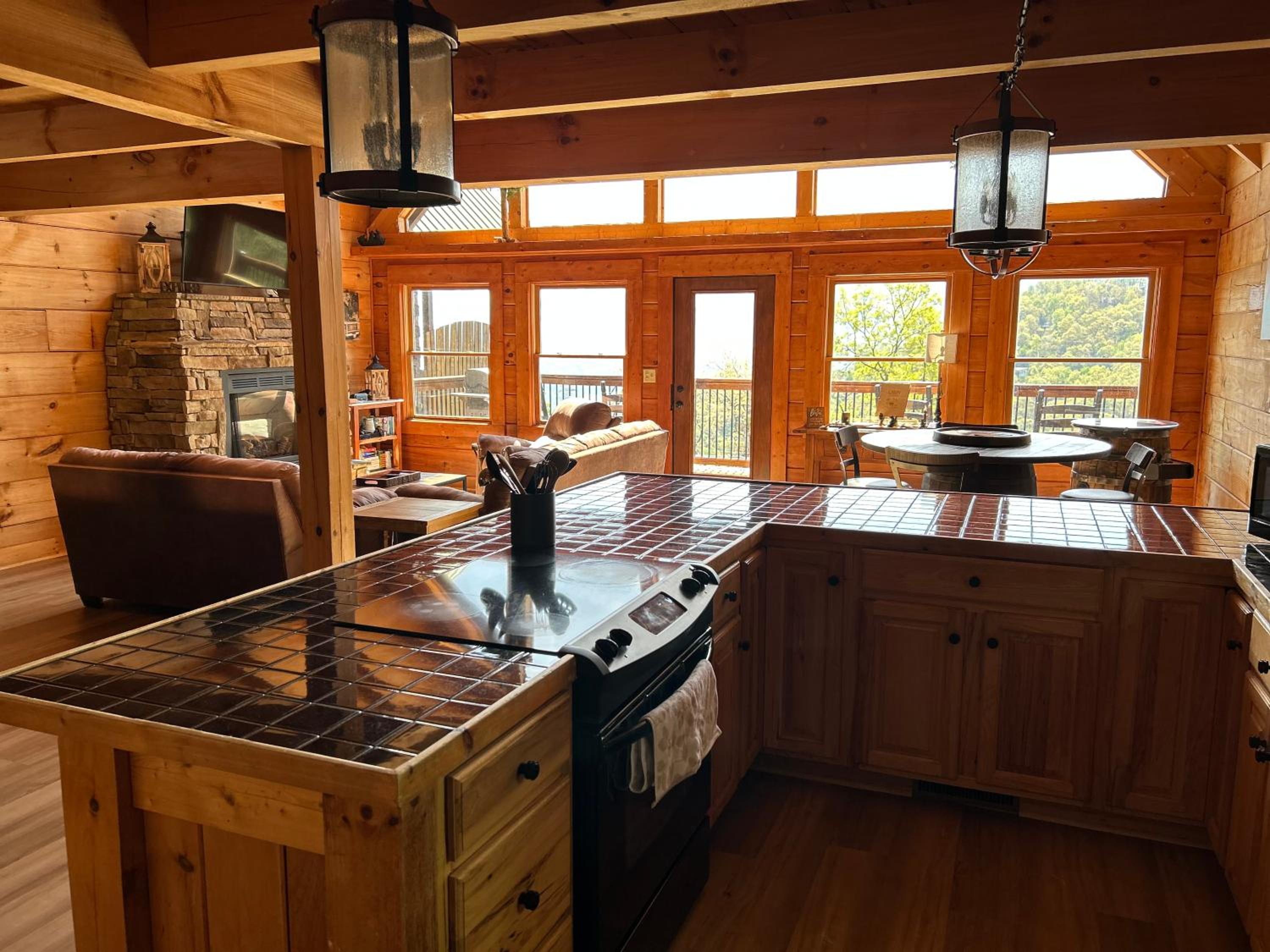Three-Bedroom Chalet photo 3