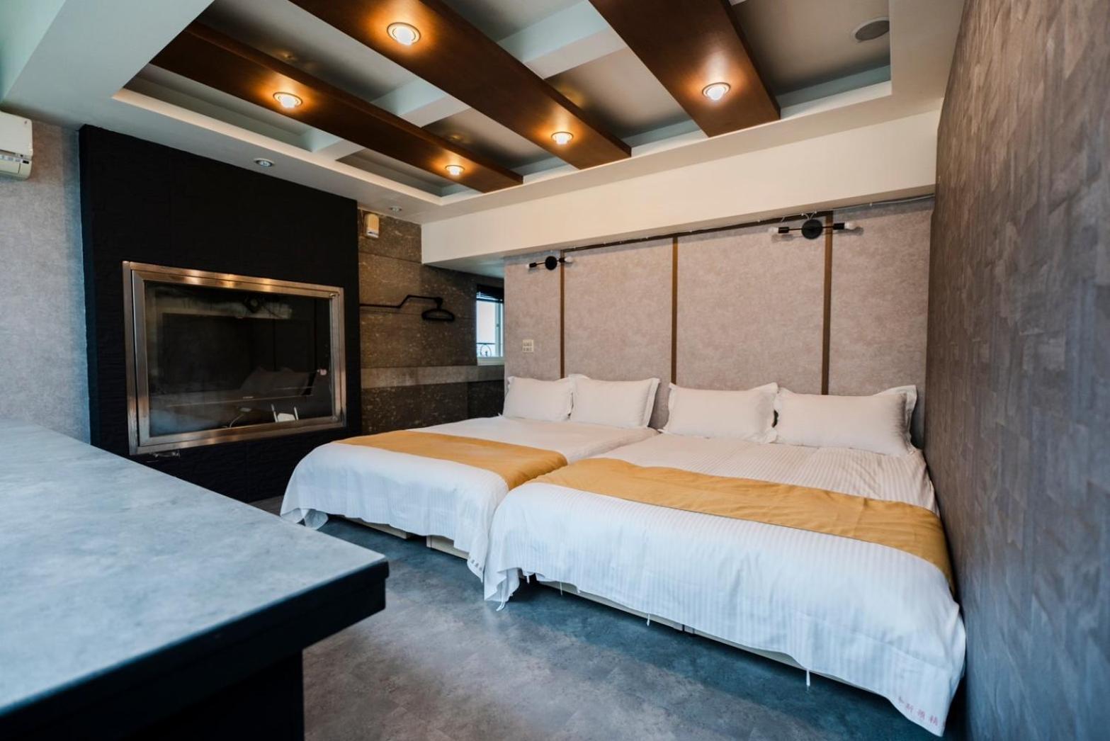Premium Quadruple Room with Bath photo 1