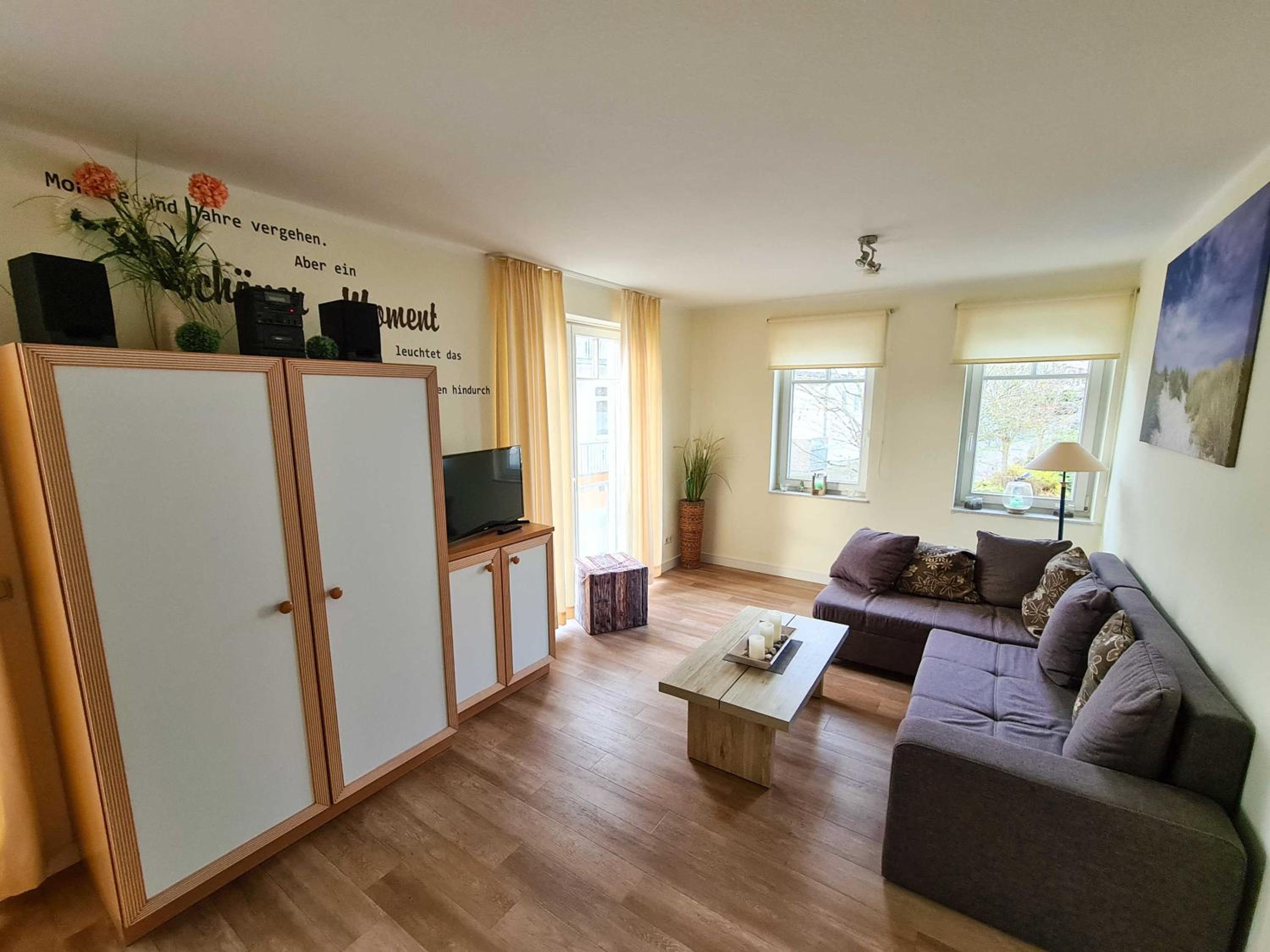 One-Bedroom Apartment with Balcony photo 1