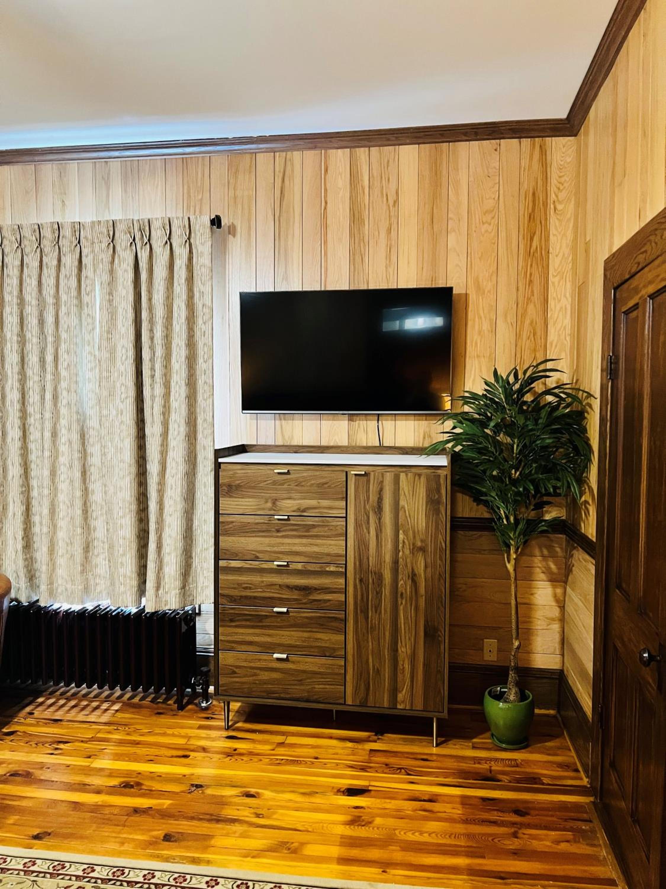 Monterey Inn, Billede 4