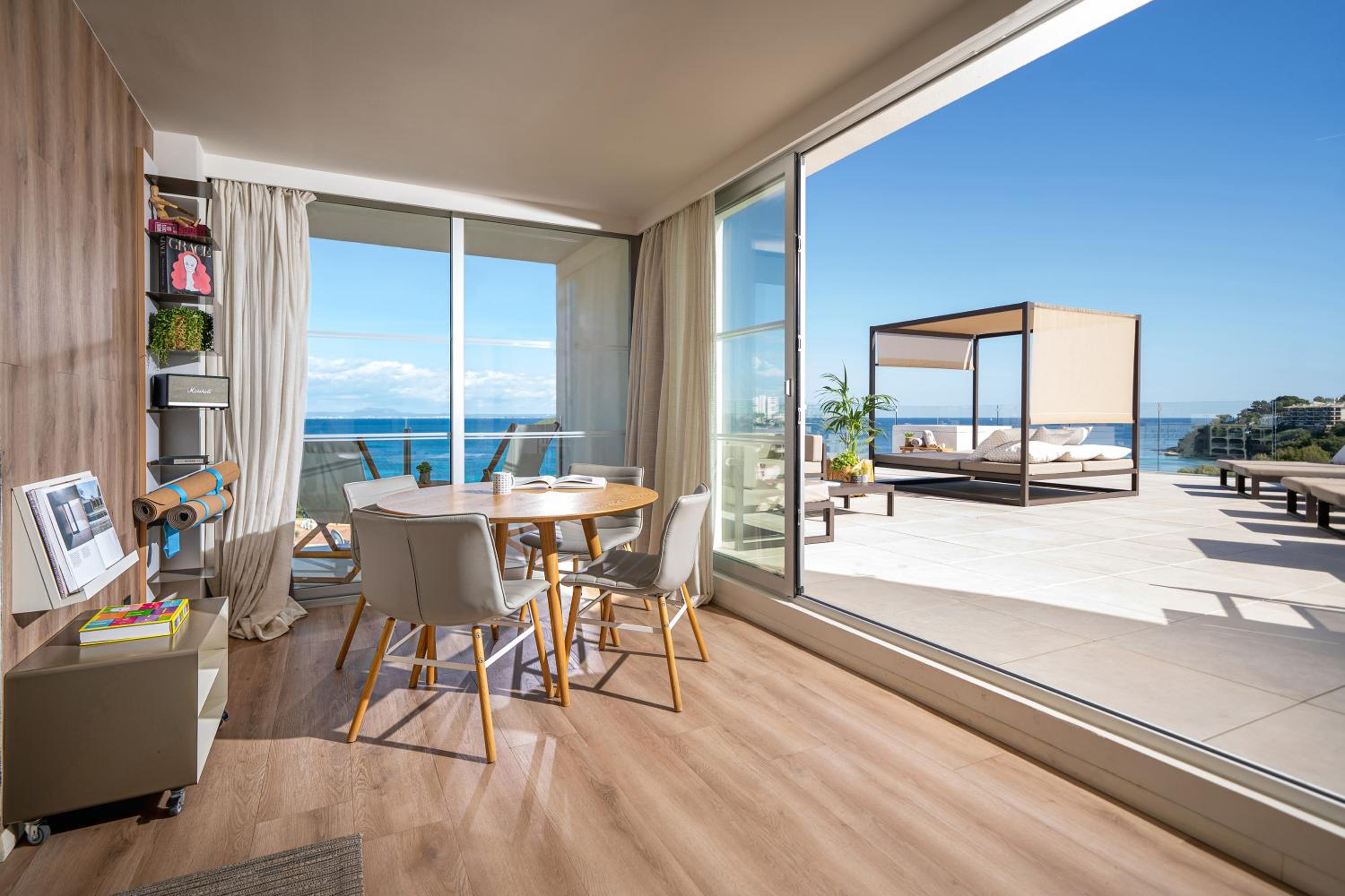 The Panoramic Loft thumbnail 6