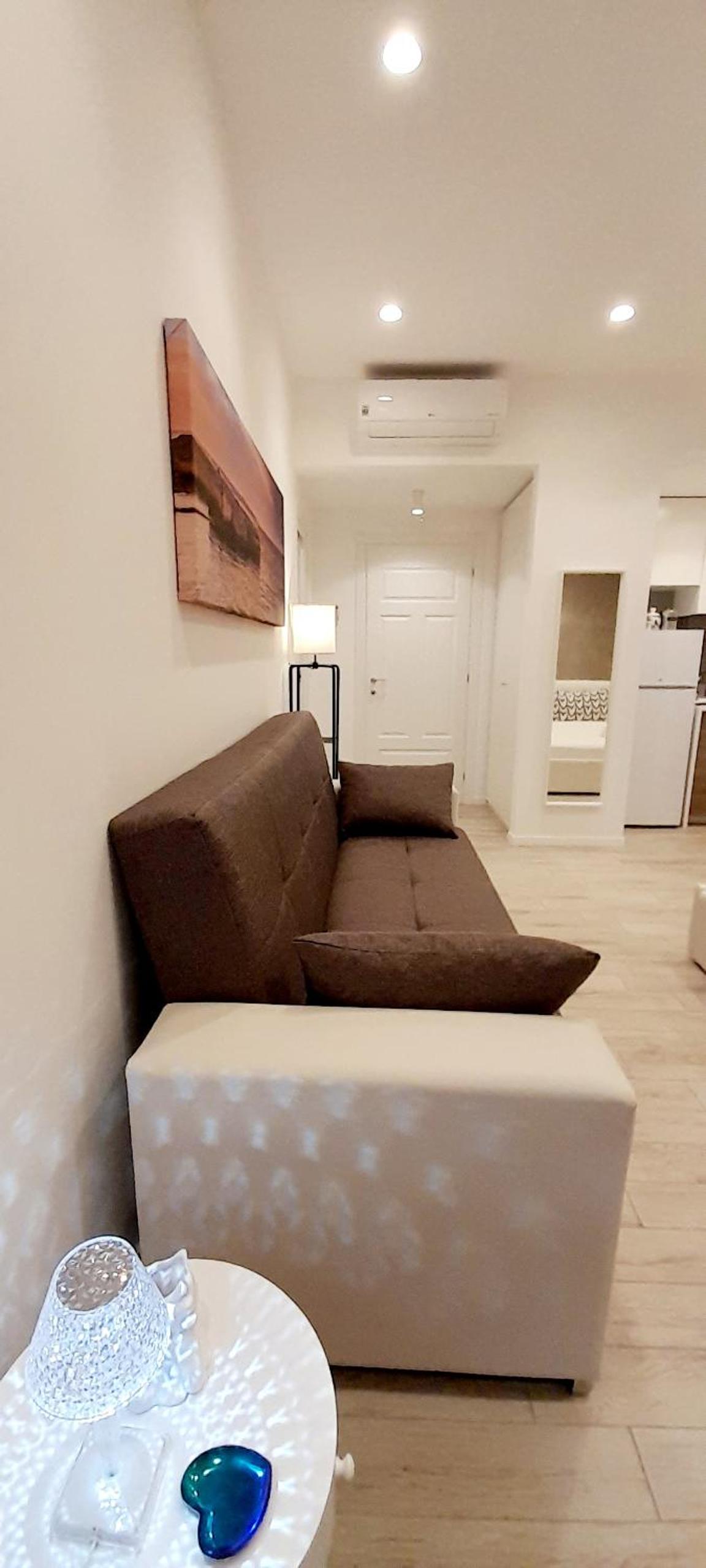 Double Room with Spa Bath - Photo 18