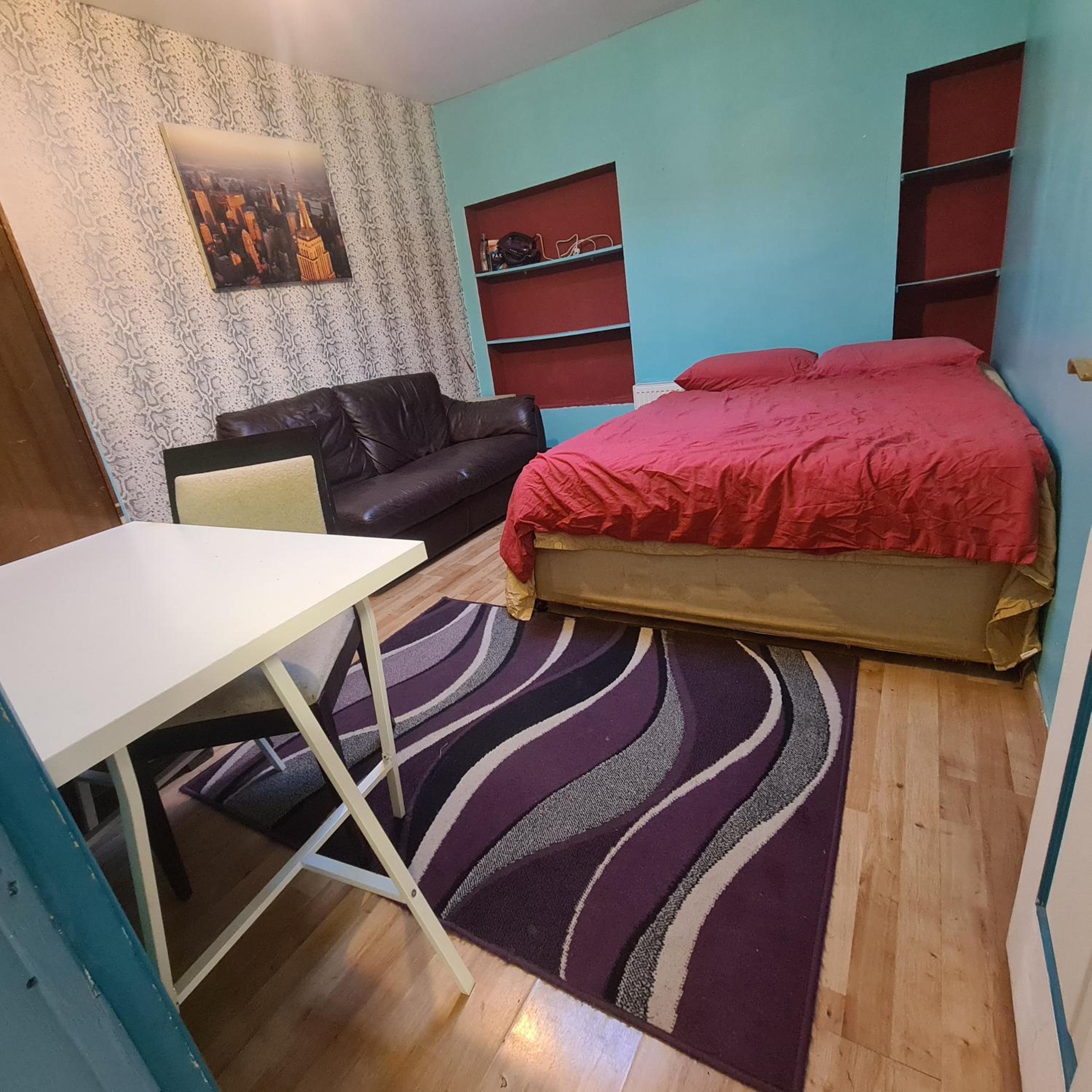 Two-Bedroom Apartment photo 2