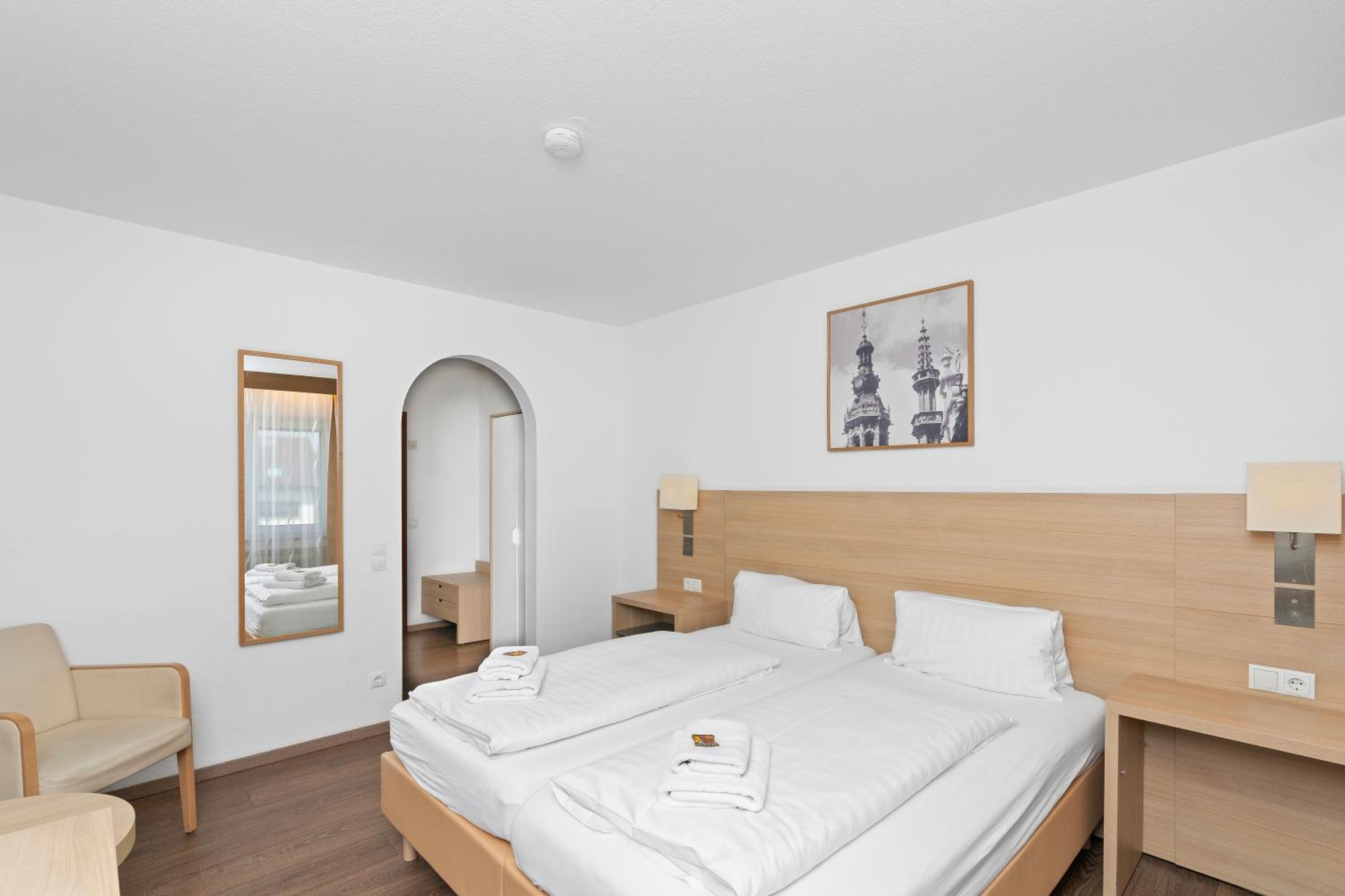 Double or Twin Room - Photo 1