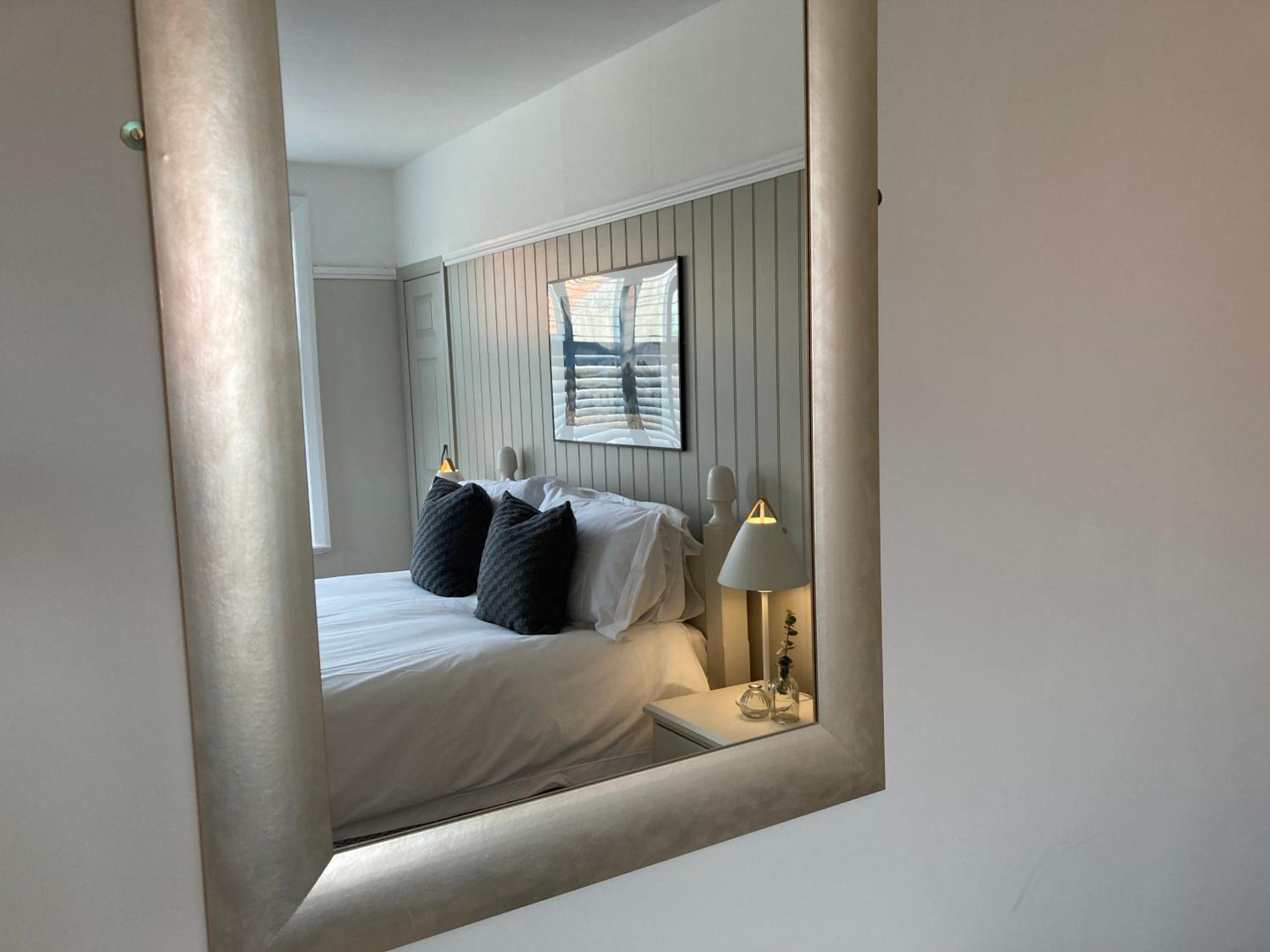Superior King Room - Photo 4