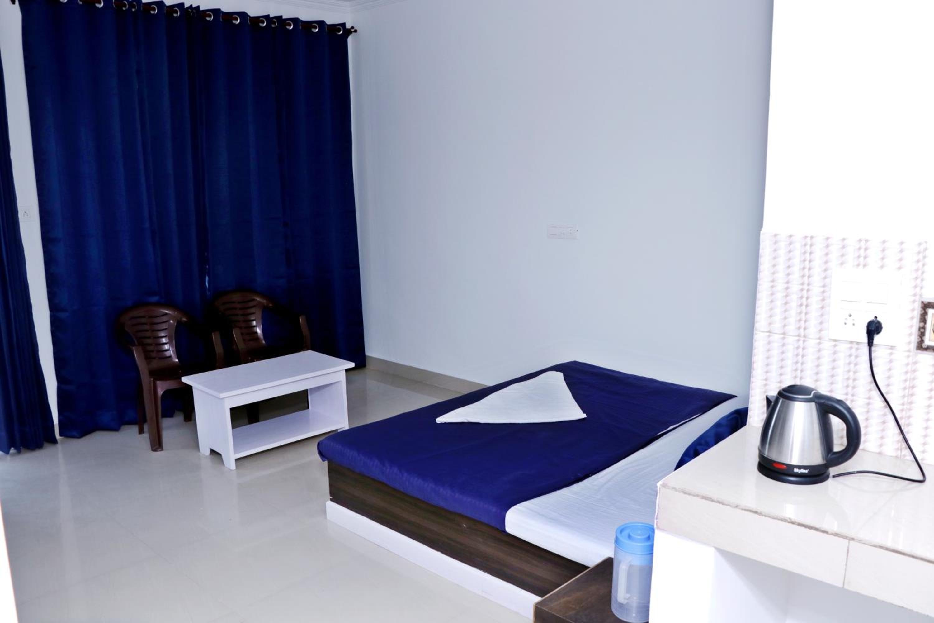 Deluxe Double Room - Photo 43