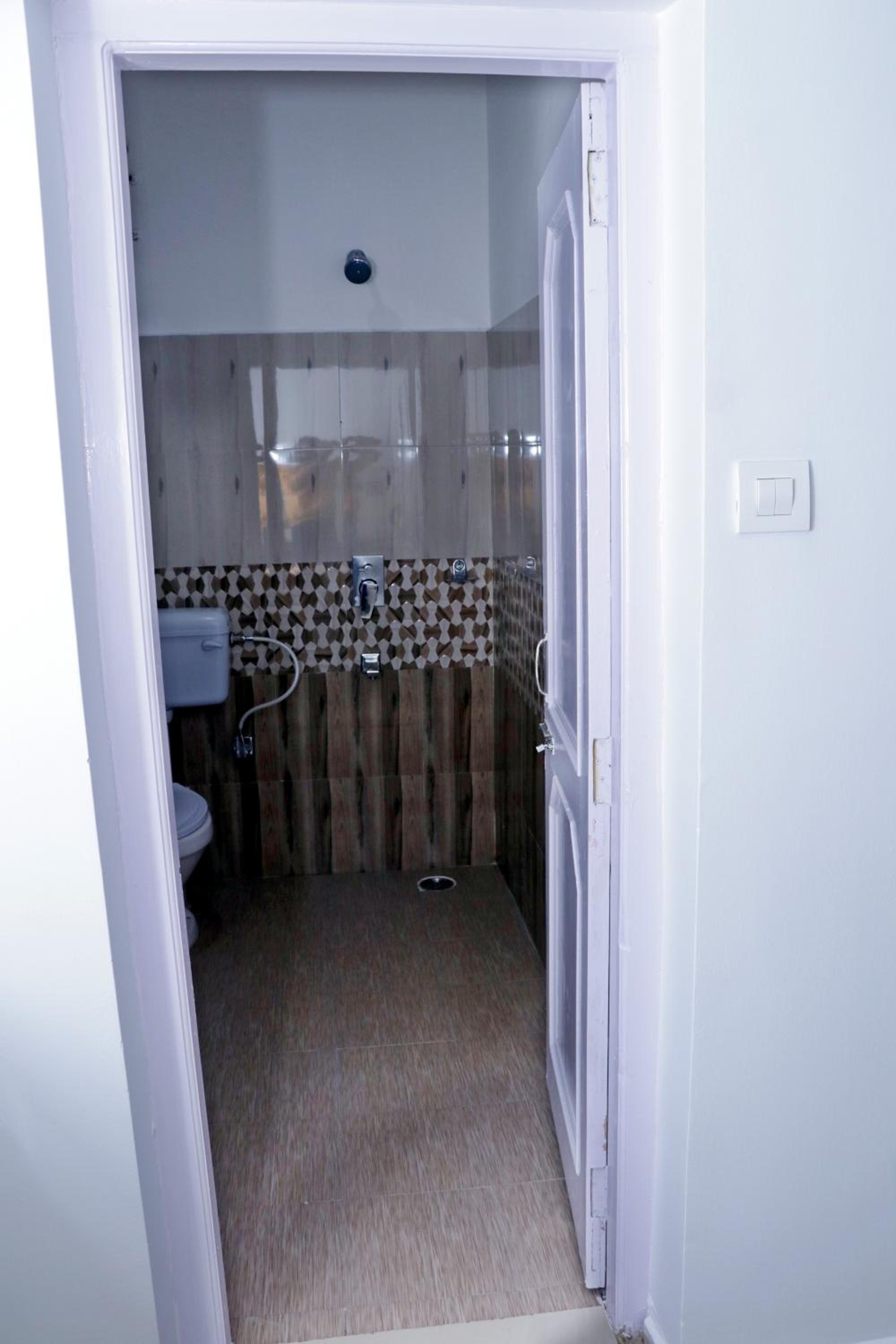 Deluxe Double Room - Photo 31