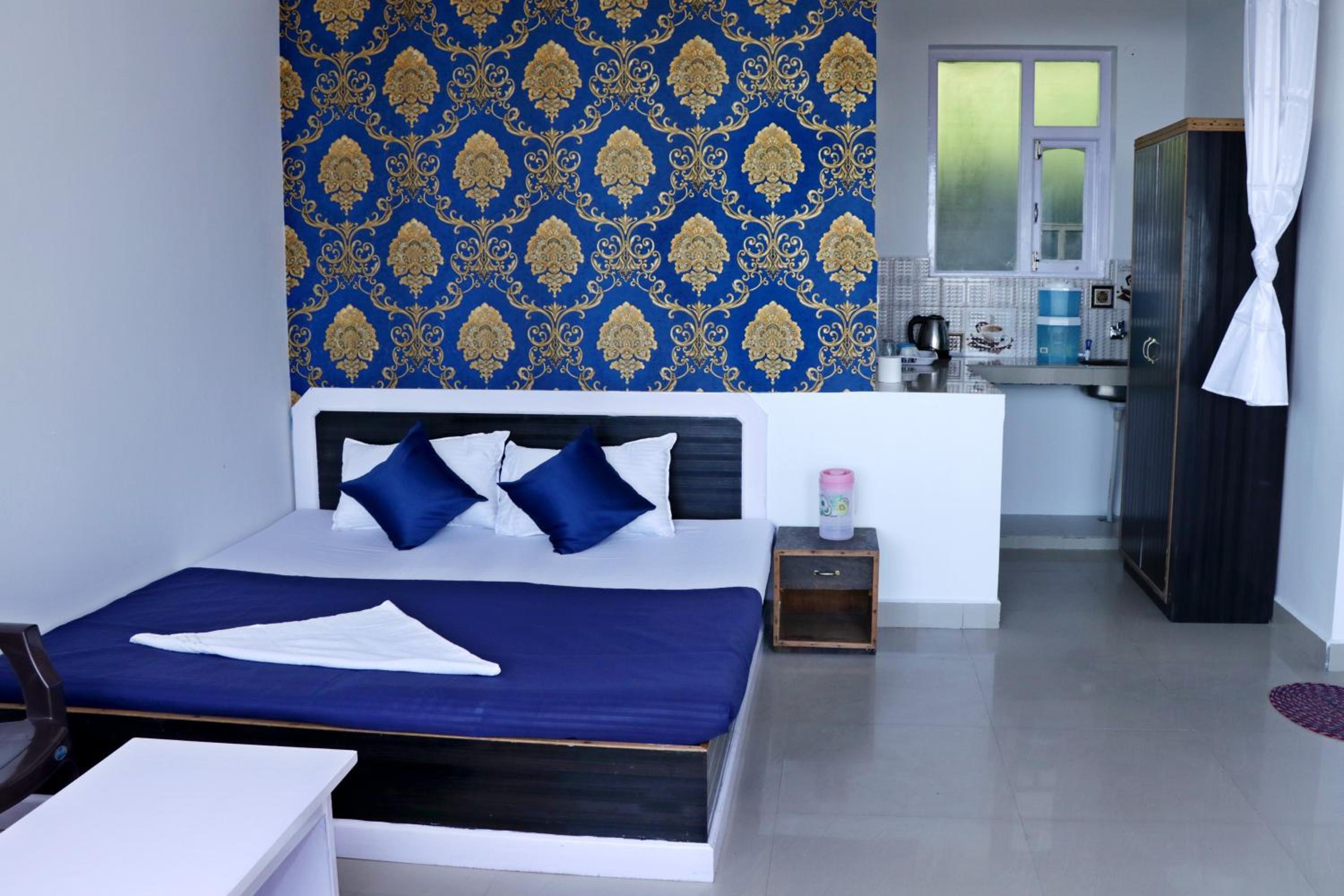 Deluxe Double Room - Photo 6