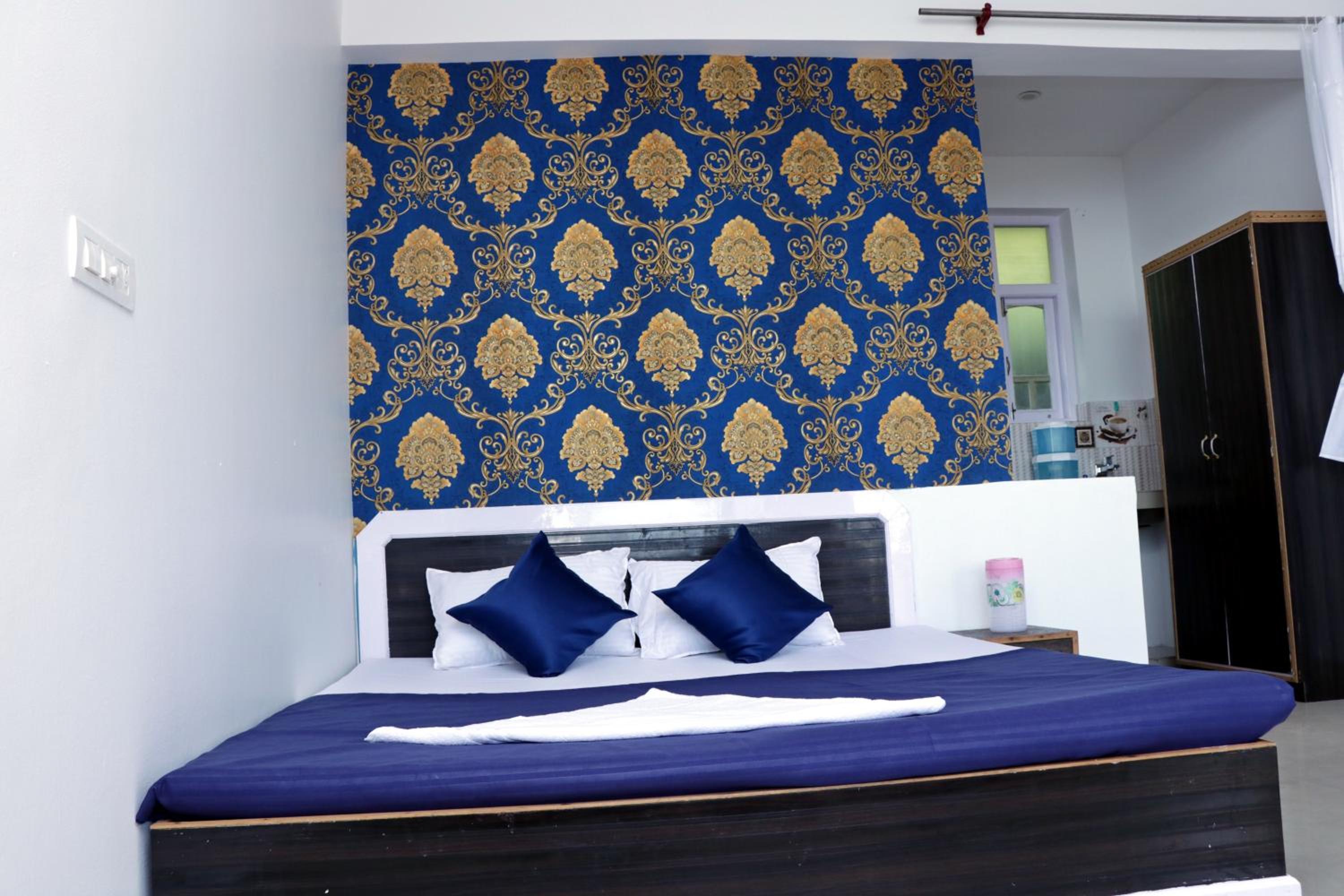 Deluxe Double Room - Photo 4
