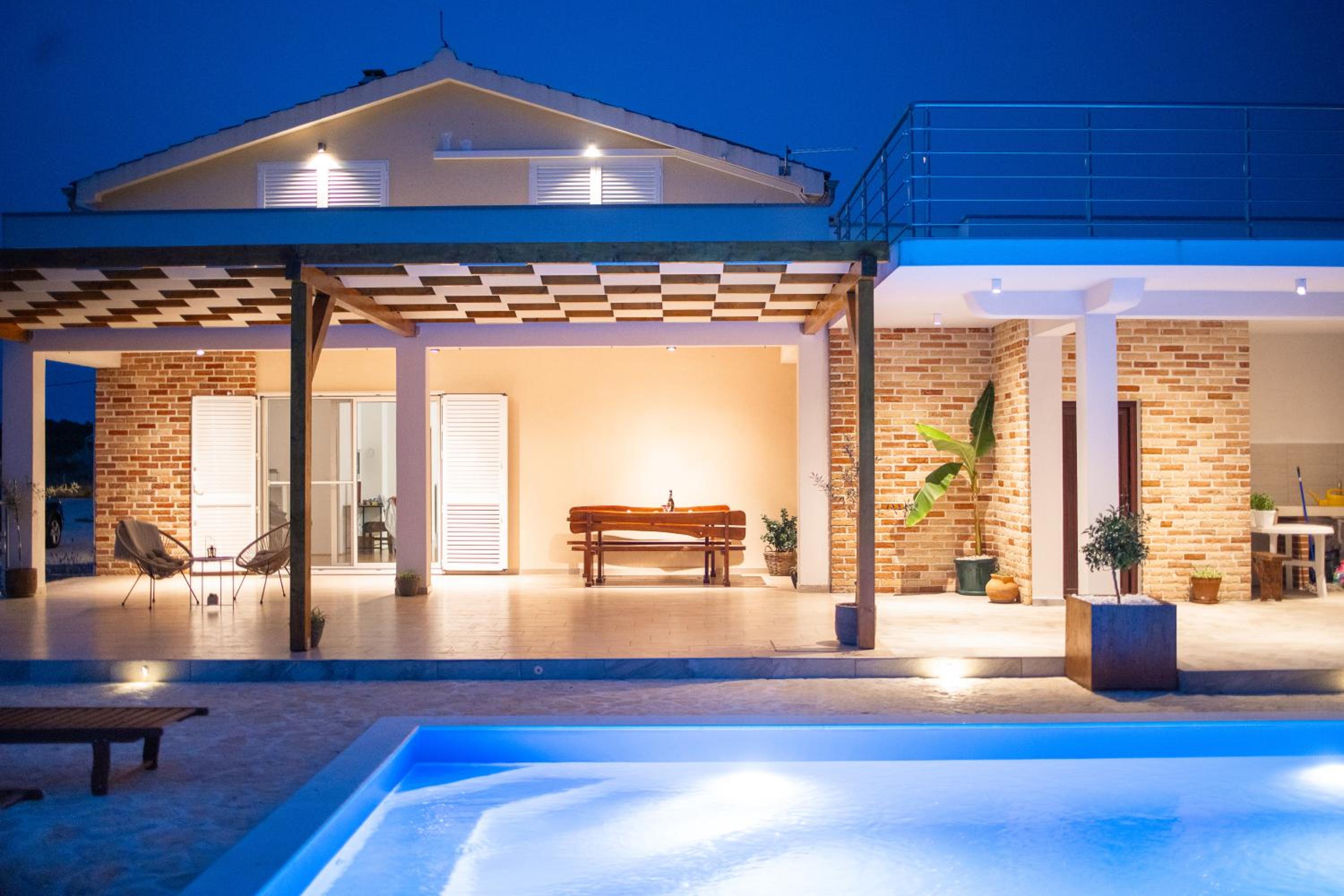 Villa photo 3