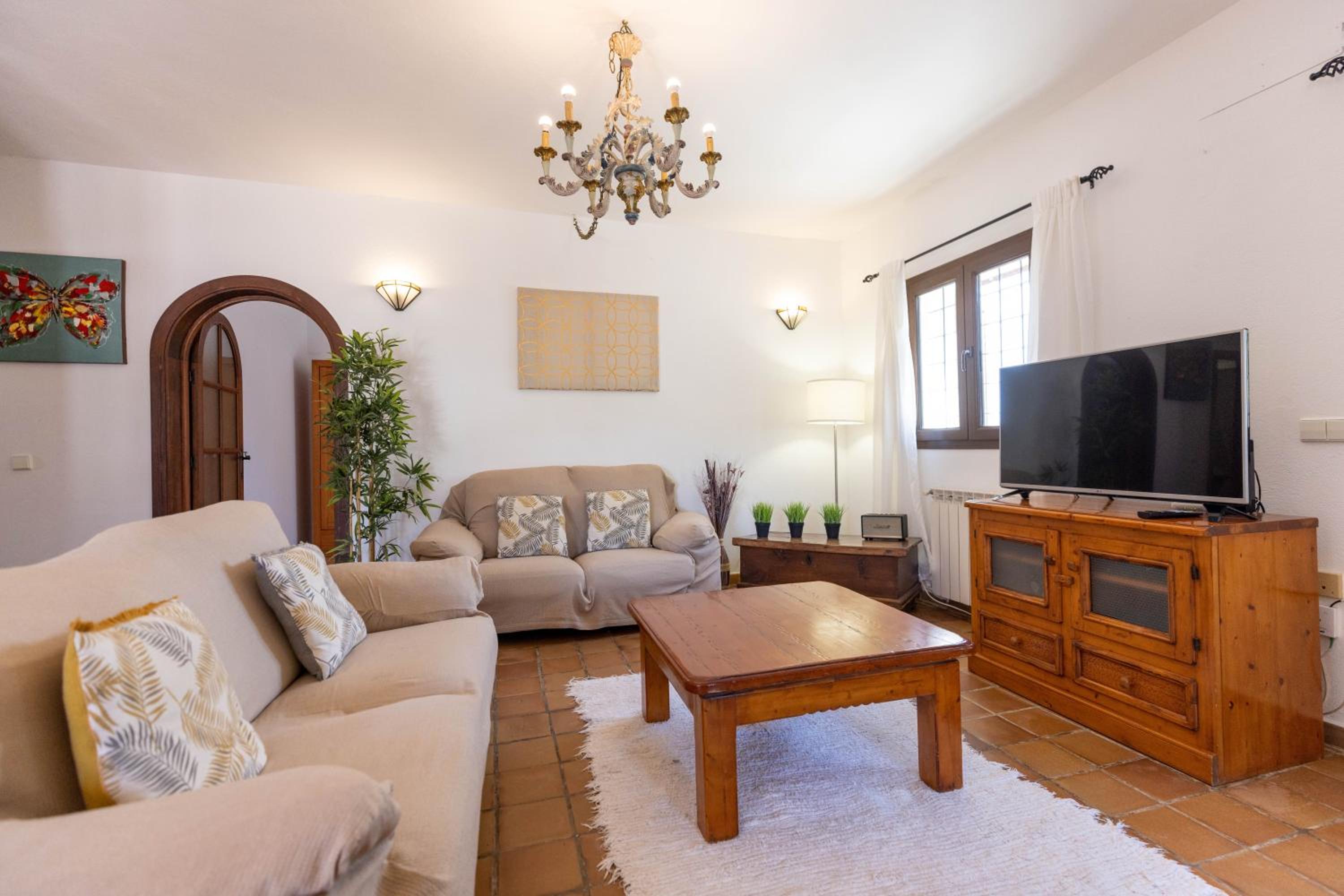 Villa photo 3