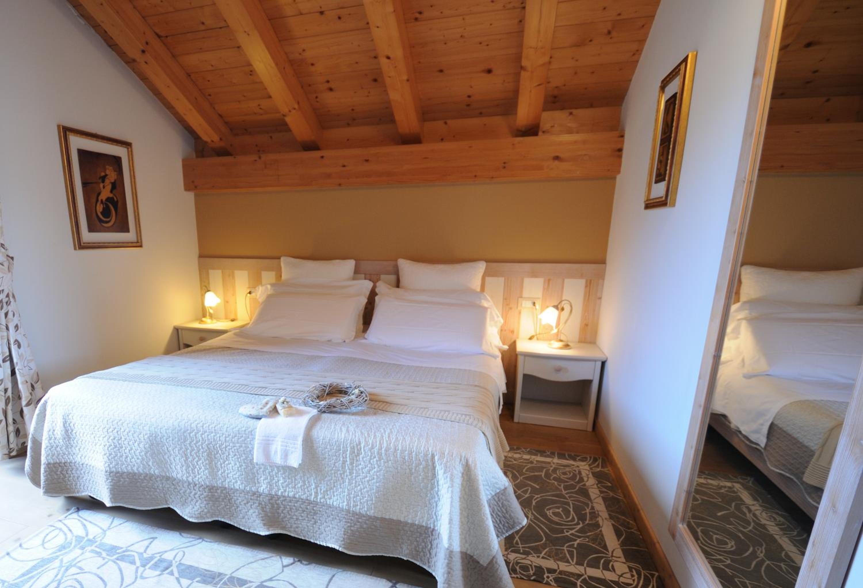 One-Bedroom Apartment with Sofa Bed photo 1
