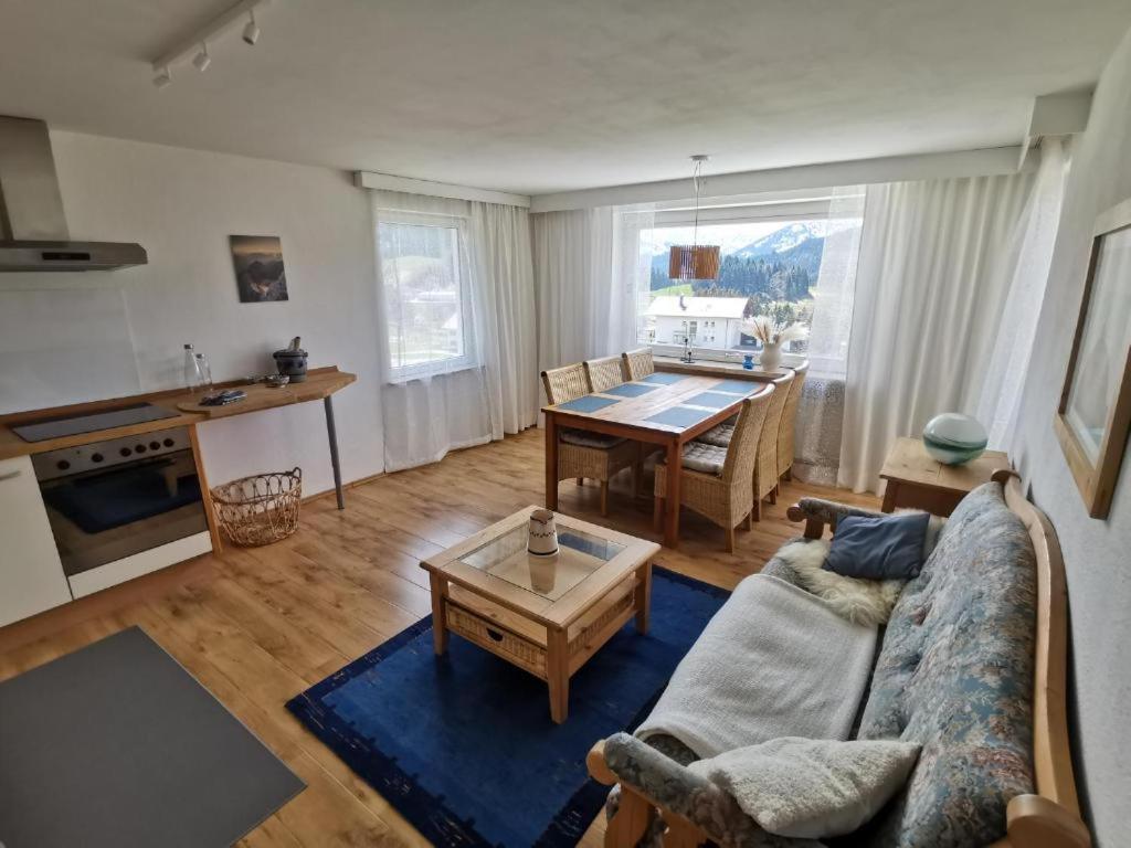 Apartment with Mountain View photo 1