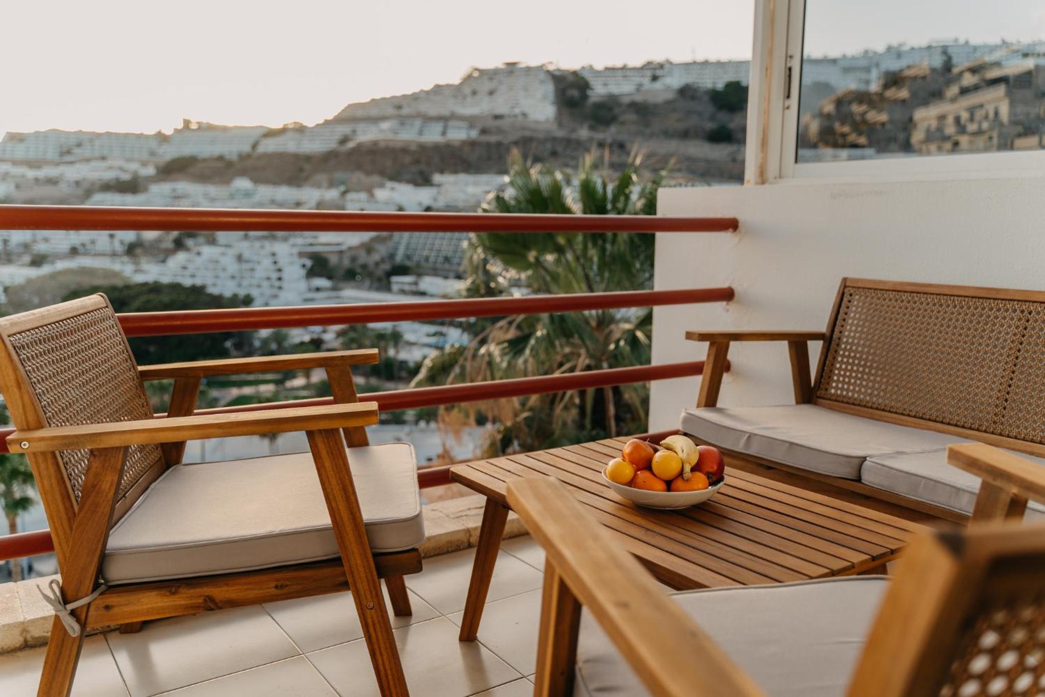 One-Bedroom Apartment with Ocean View photo 3