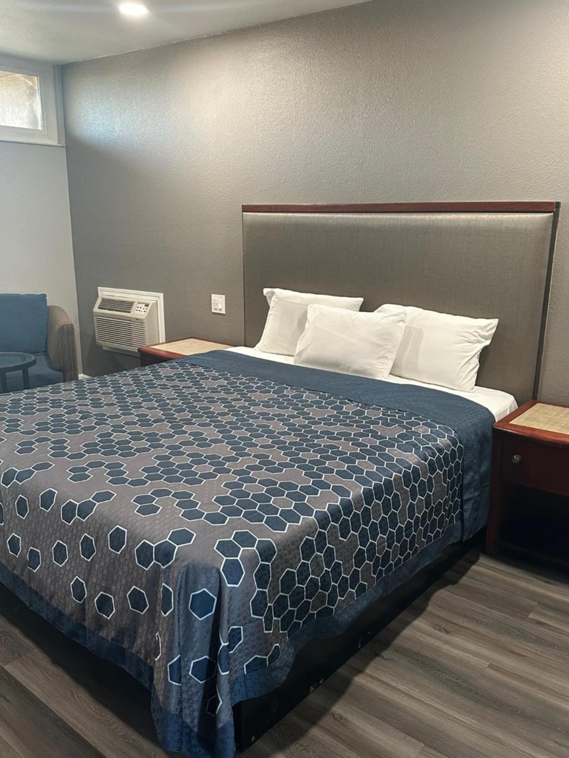 King Room - Photo 1