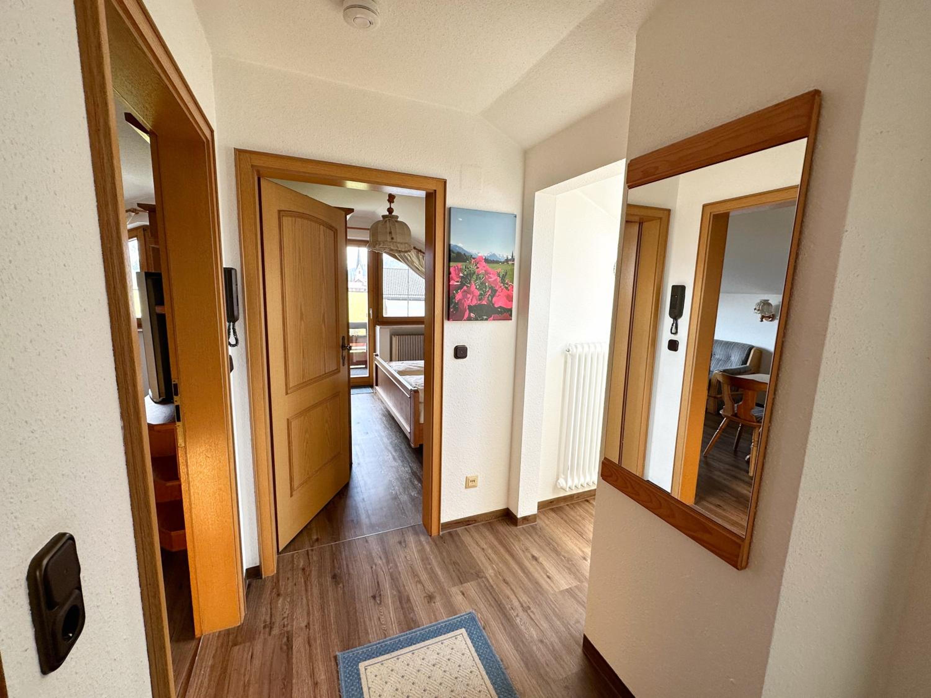 Apartment with Mountain View photo 3
