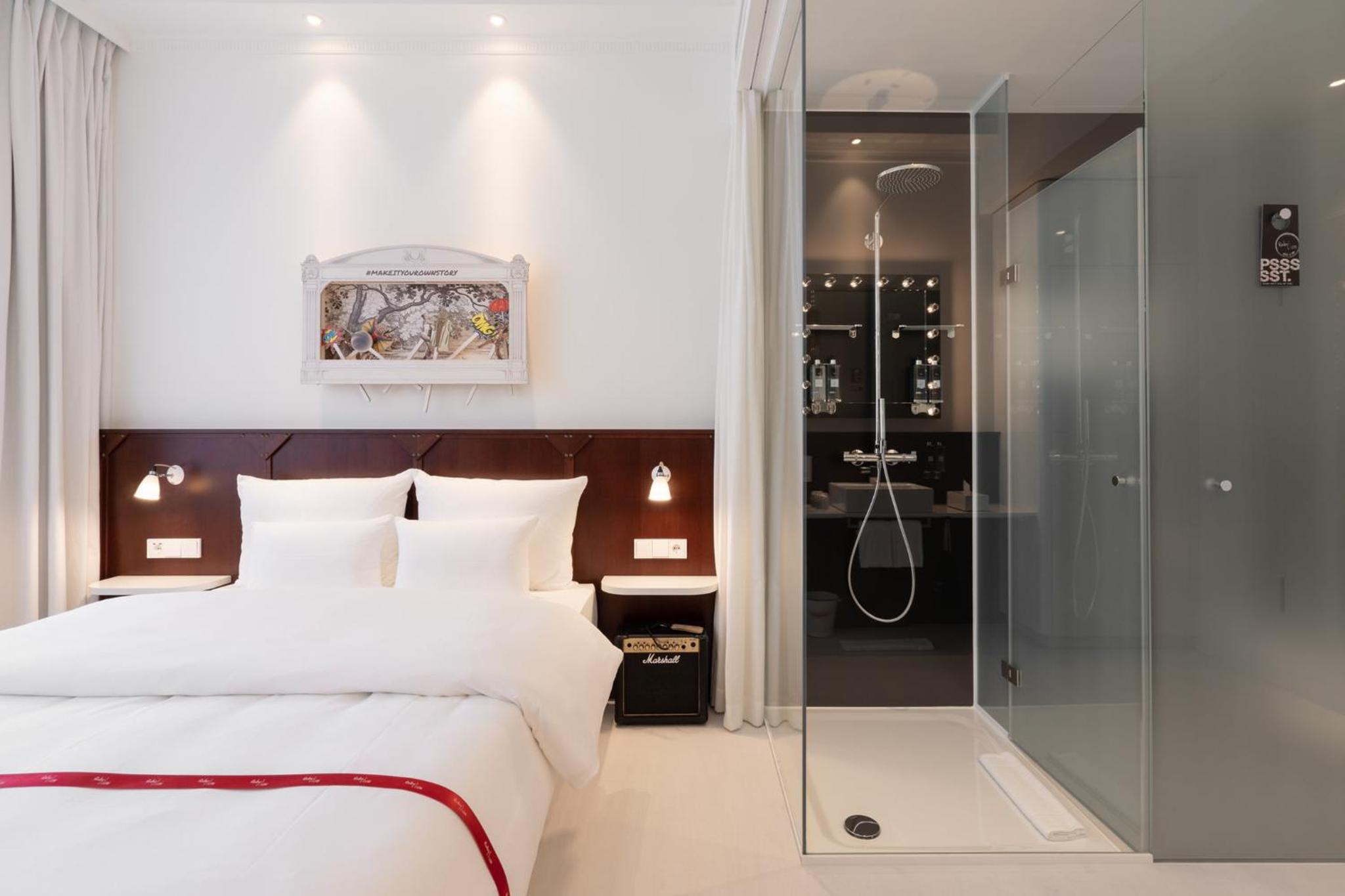 Wow Accessible Room