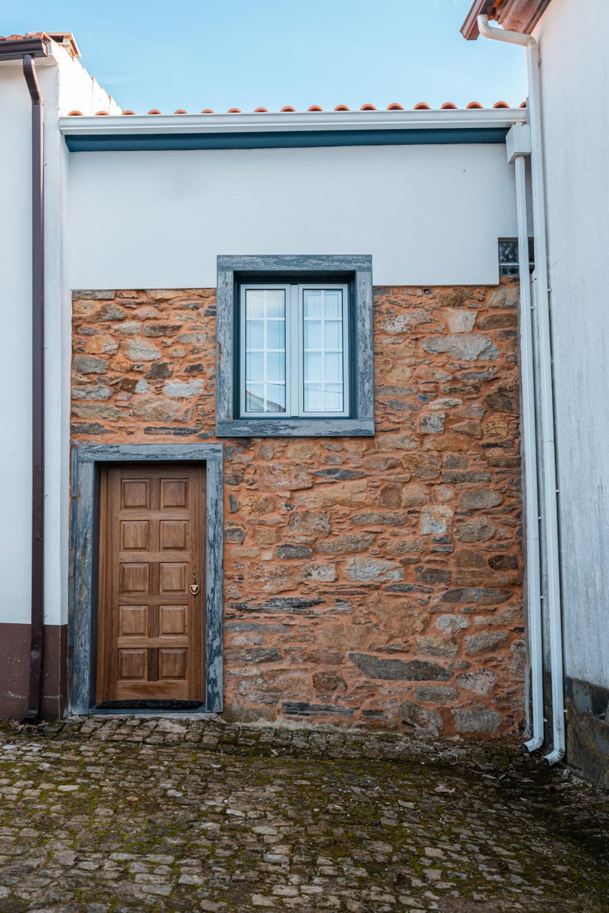 Two-Bedroom House photo 3