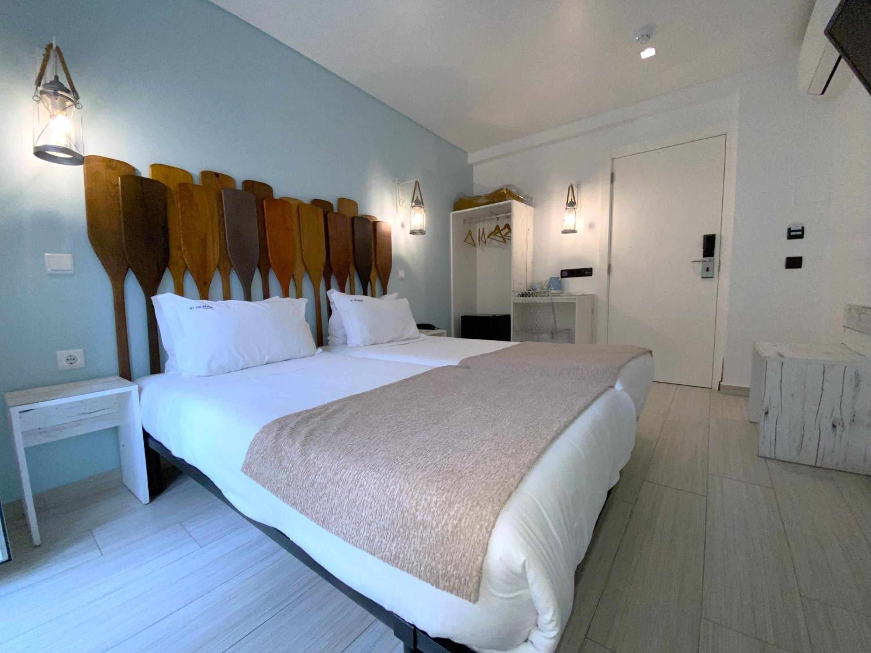 Twin Room - Photo 1