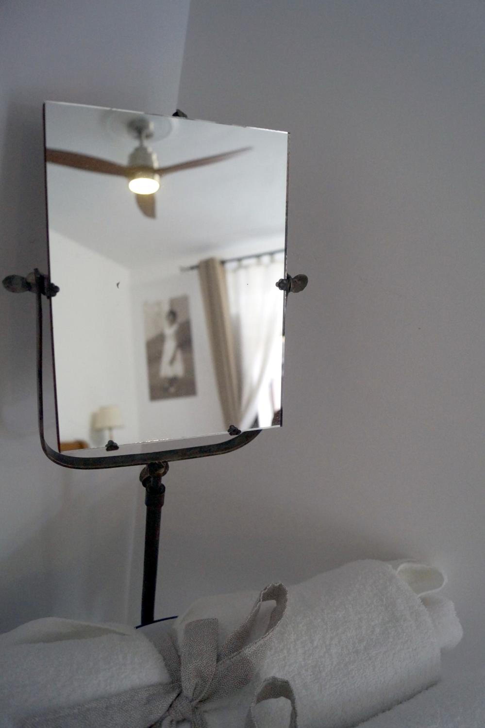 Large Double Room - Photo 12