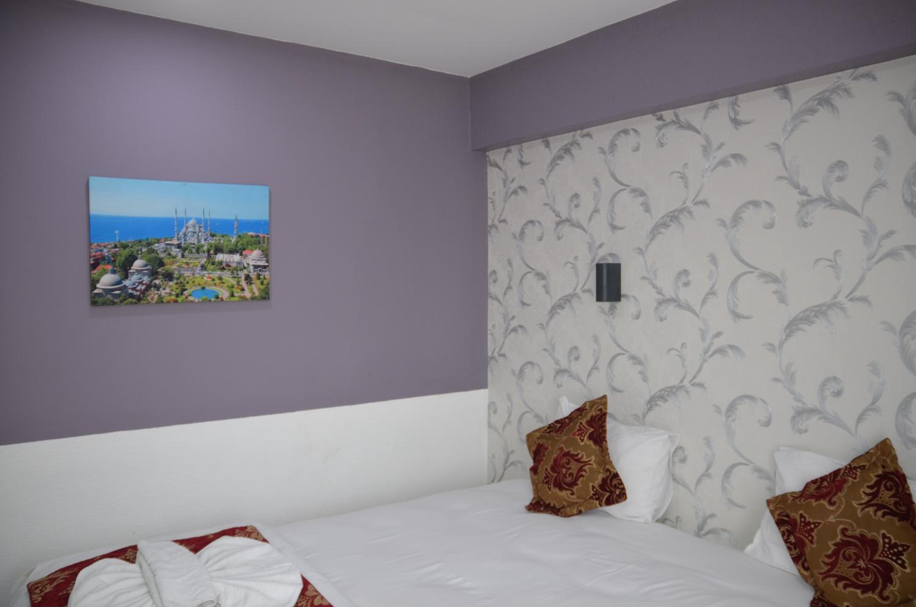 Standard Double Room photo 3
