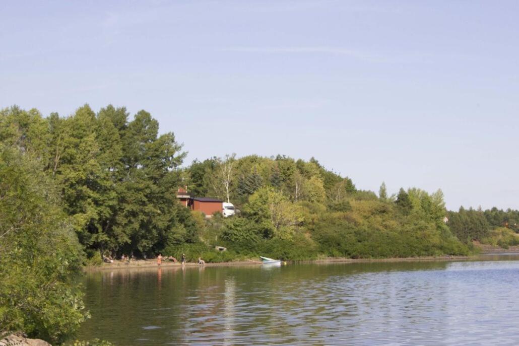 Apartment with Lake View photo 2