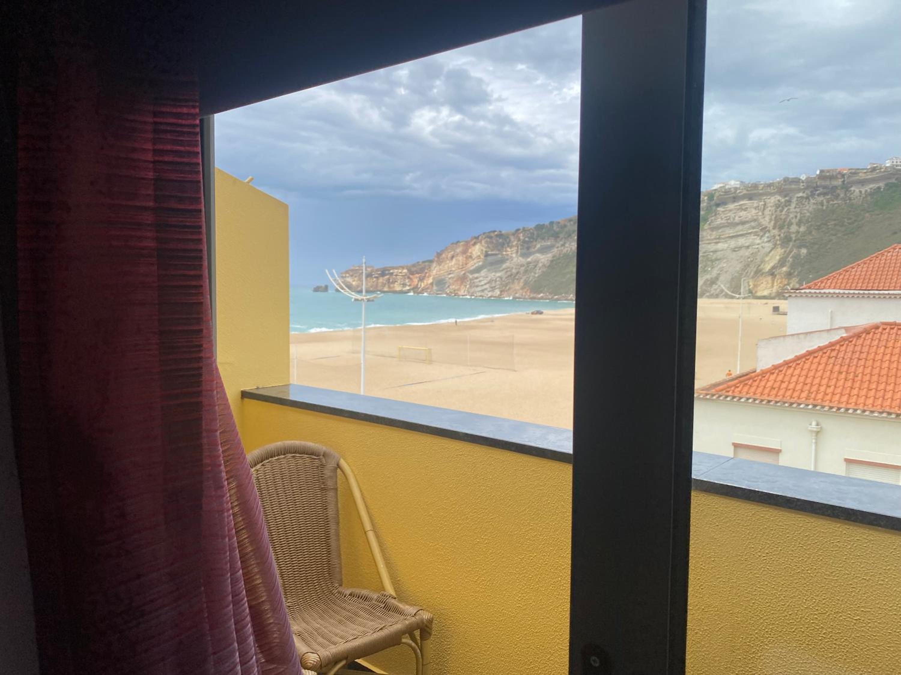 Family Room with Side Sea View photo 2