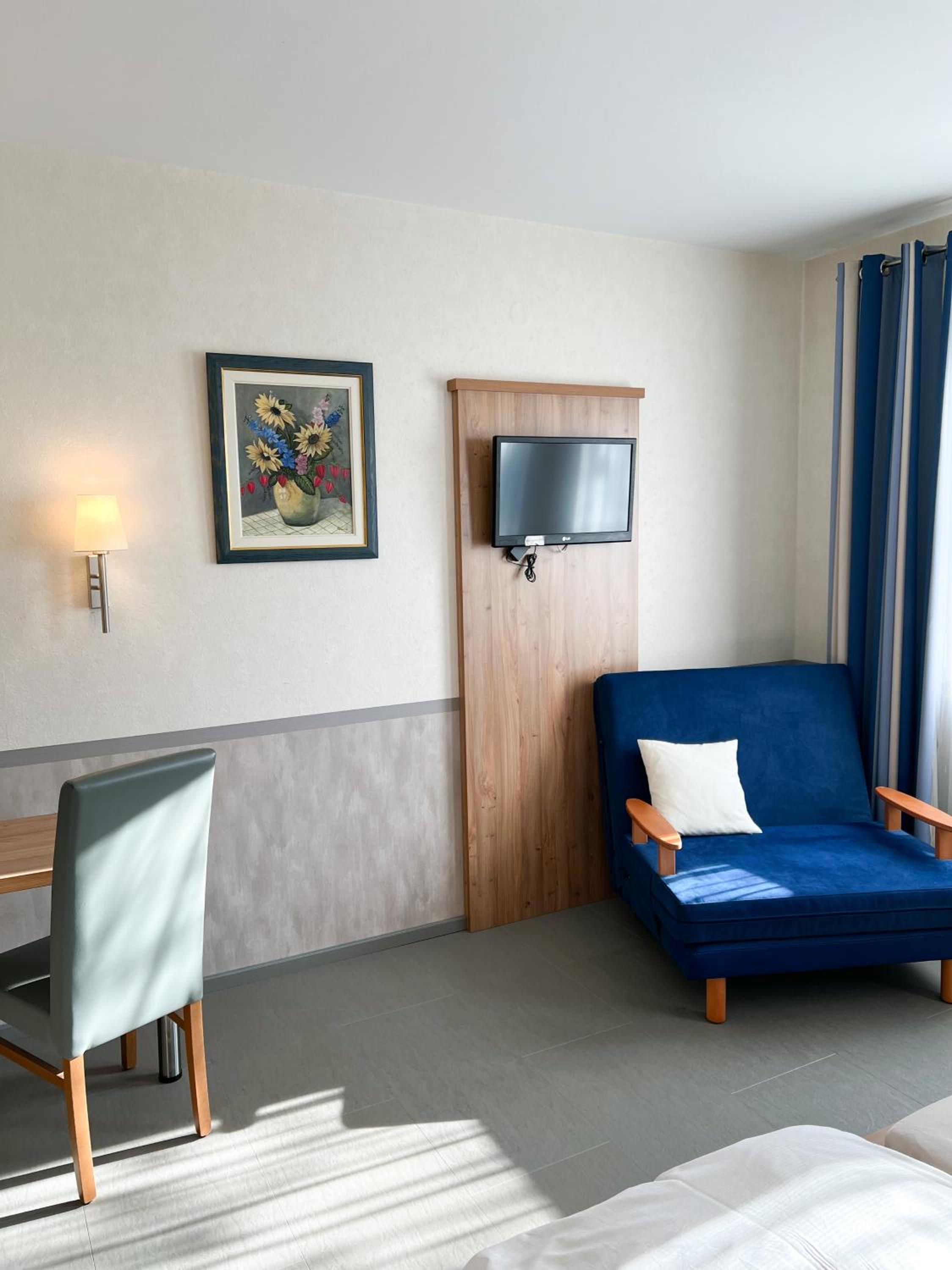 Triple Room with Private Bathroom