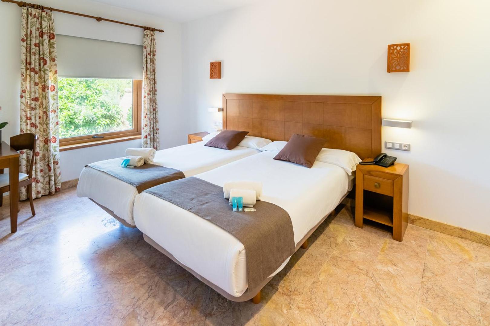 Habitación Doble con Estacionamiento