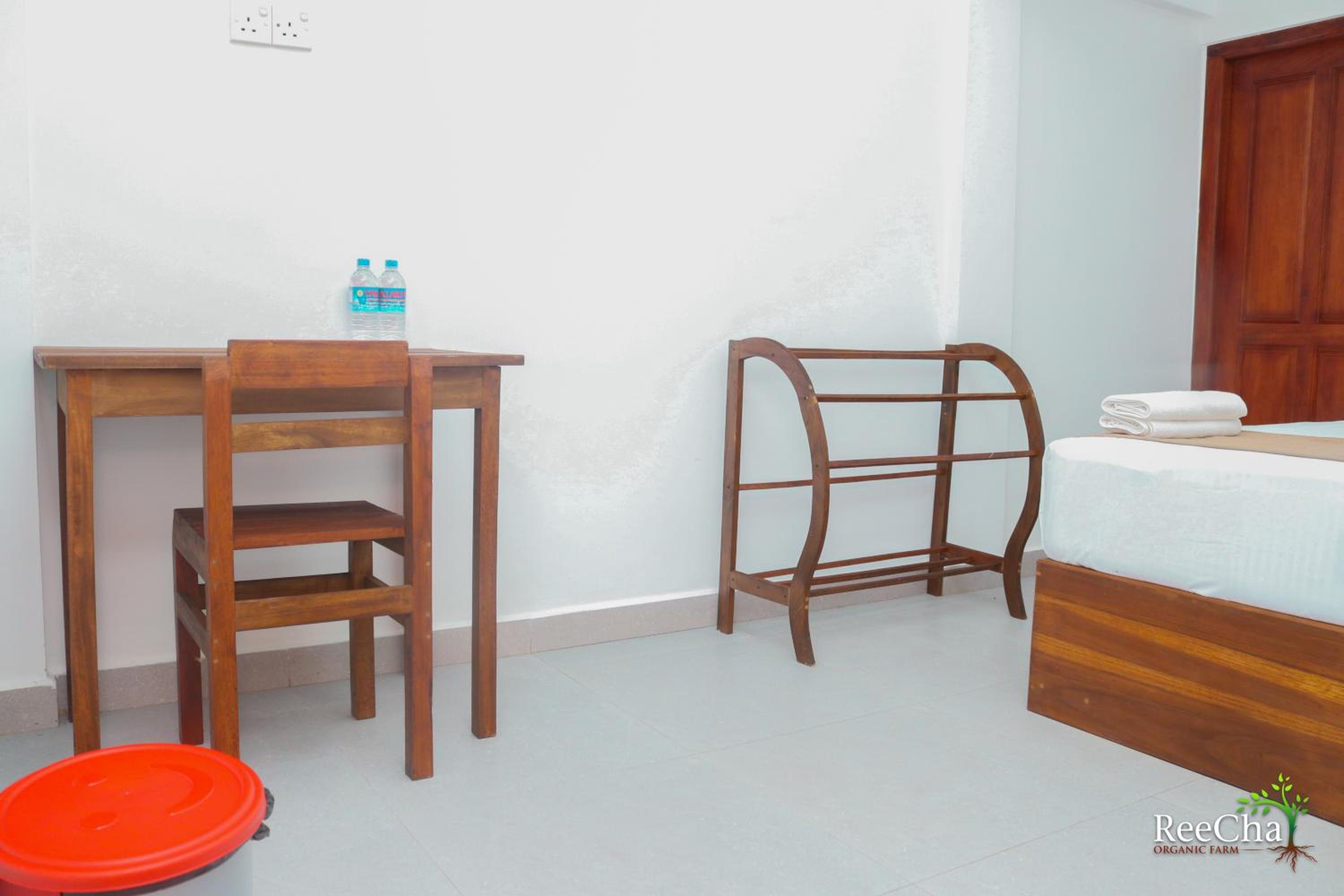 Queen Room with Garden View photo 3
