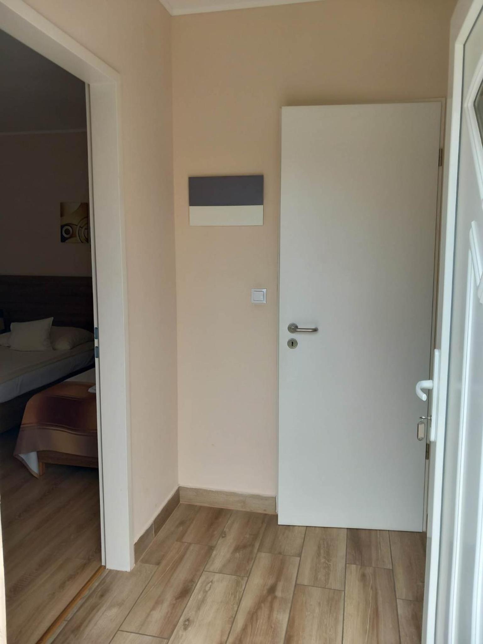 Double or Twin Room - Photo 2