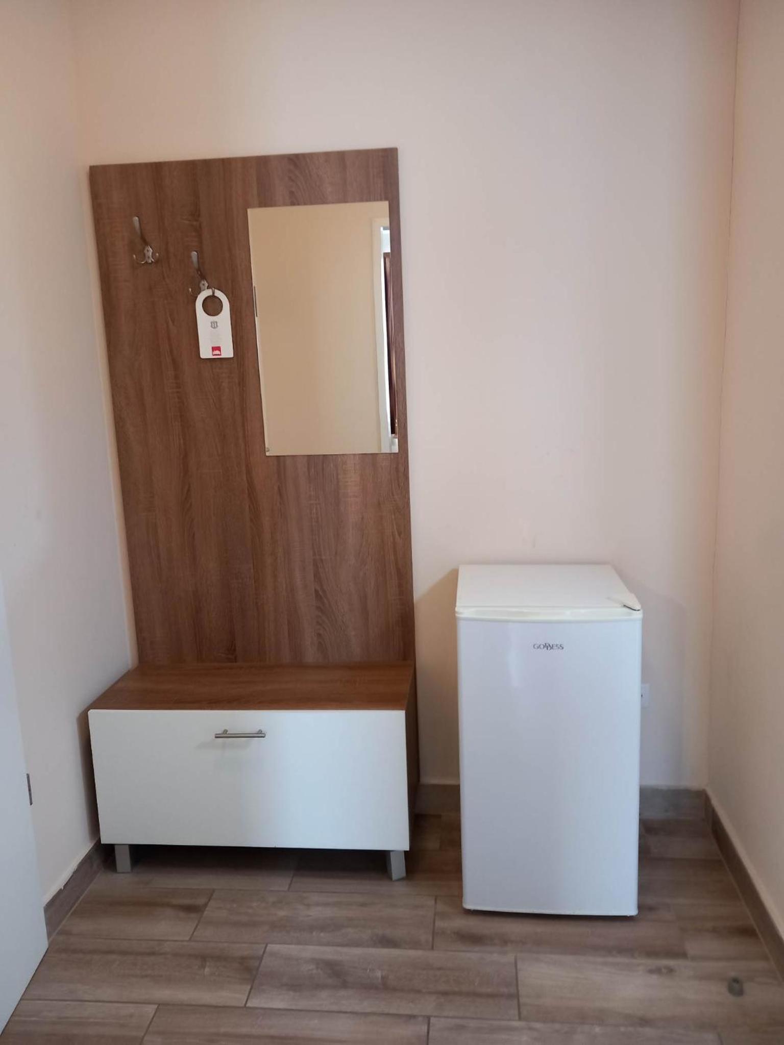 Double or Twin Room - Photo 1