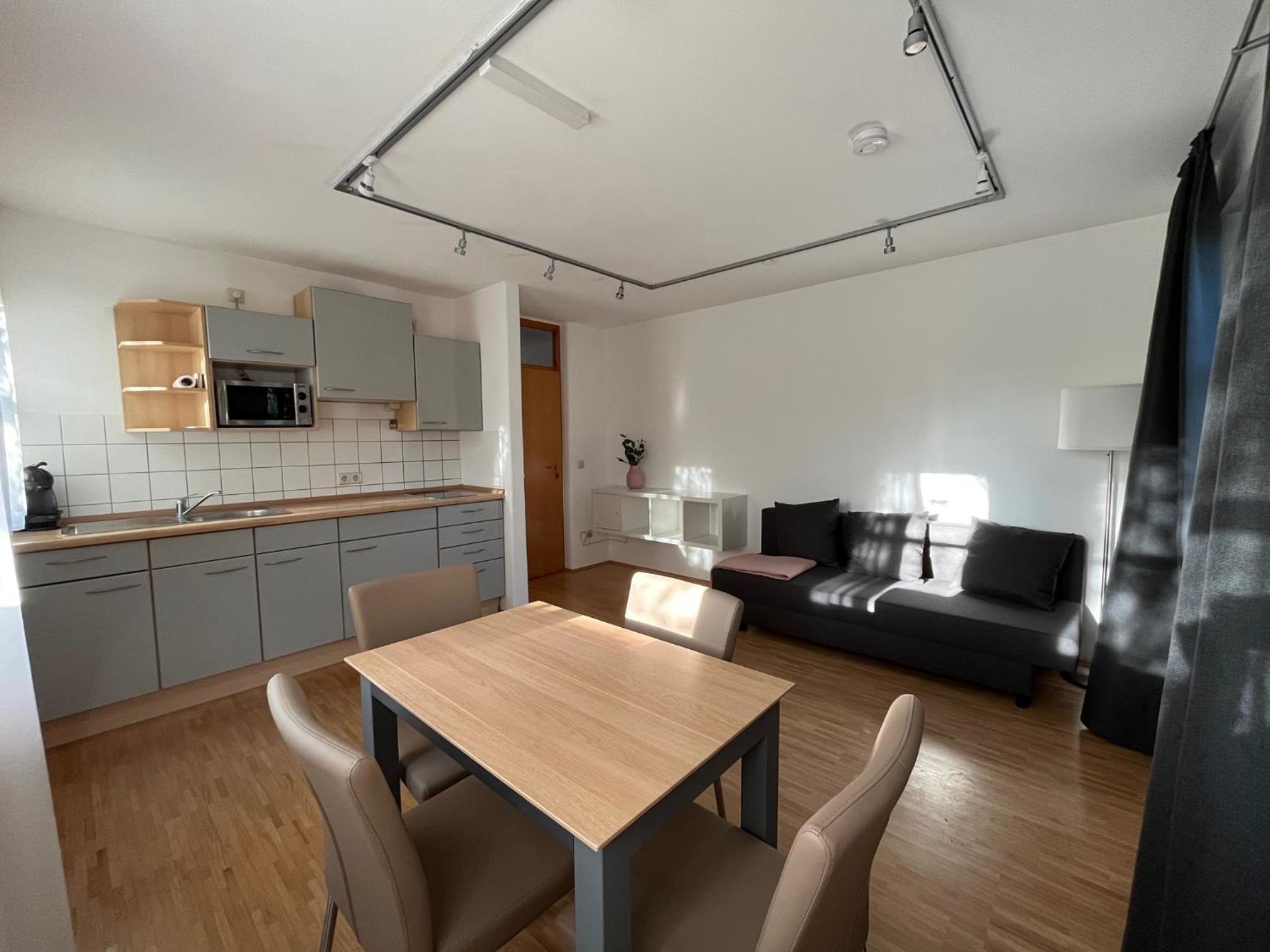 One-Bedroom Apartment photo 1