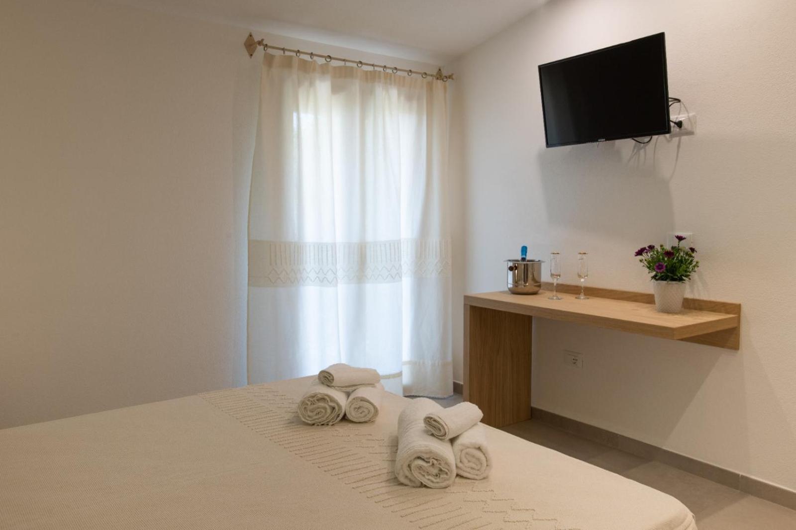 Double Room with Balcony photo 1