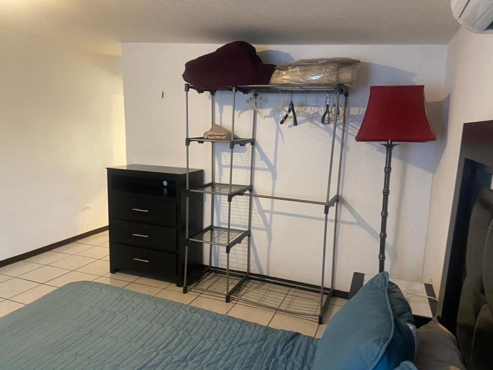 One-Bedroom Apartment - Photo 10