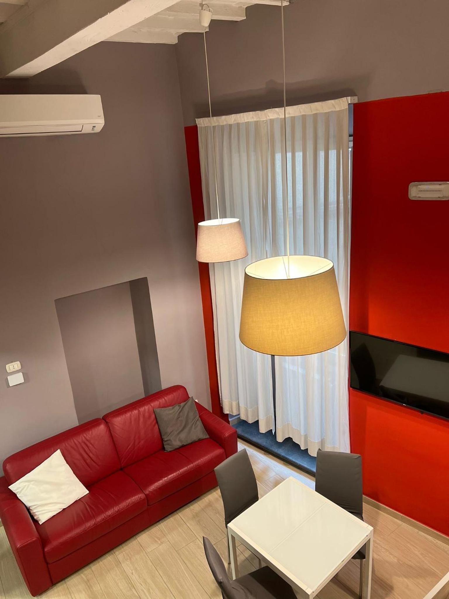 One-Bedroom Apartment photo 3