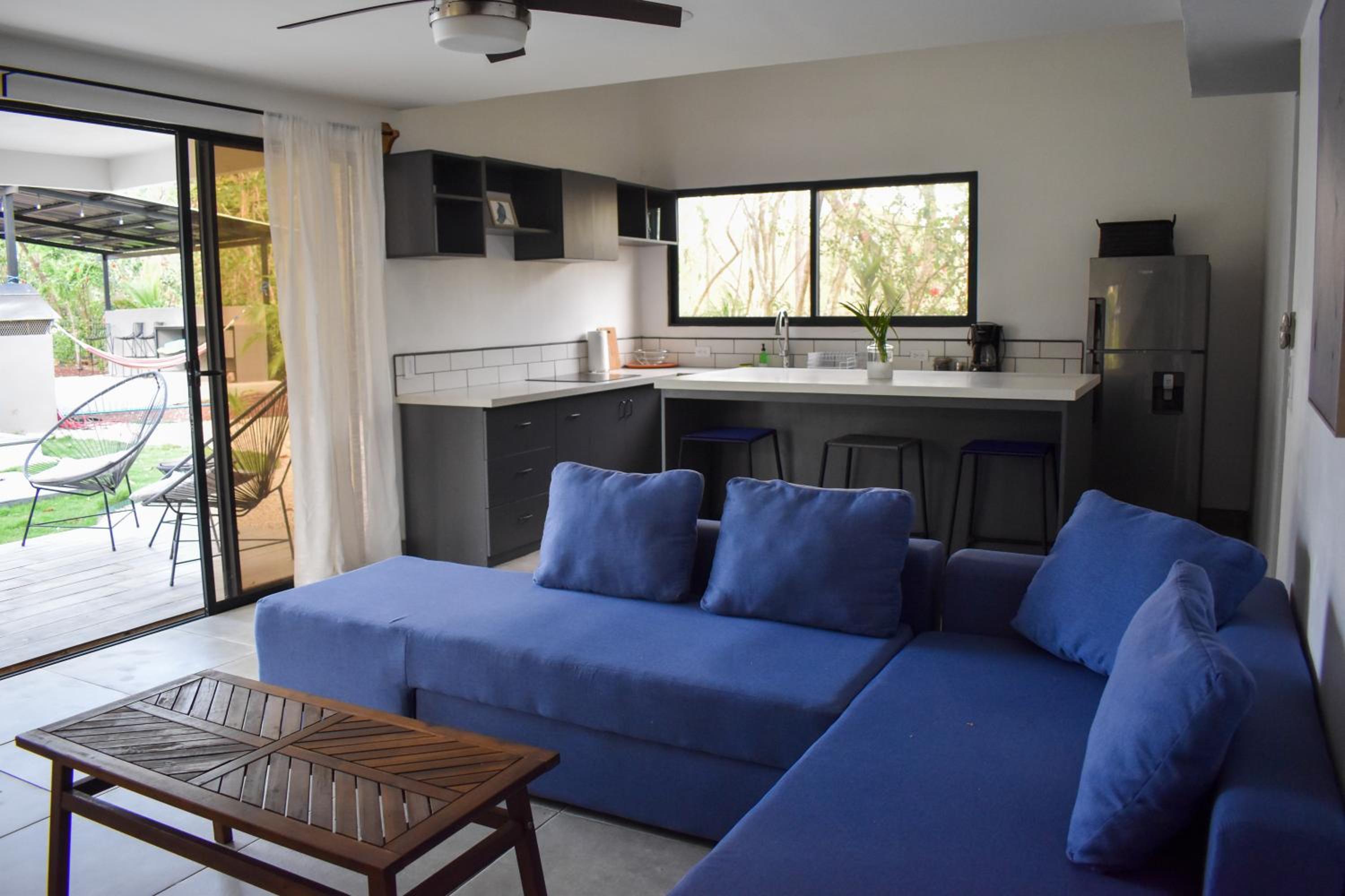 Apartment with Pool View  photo 3